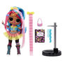 Voir la diapositive 2 : MGA LOL surprise Tweens Doll - Emma Emo