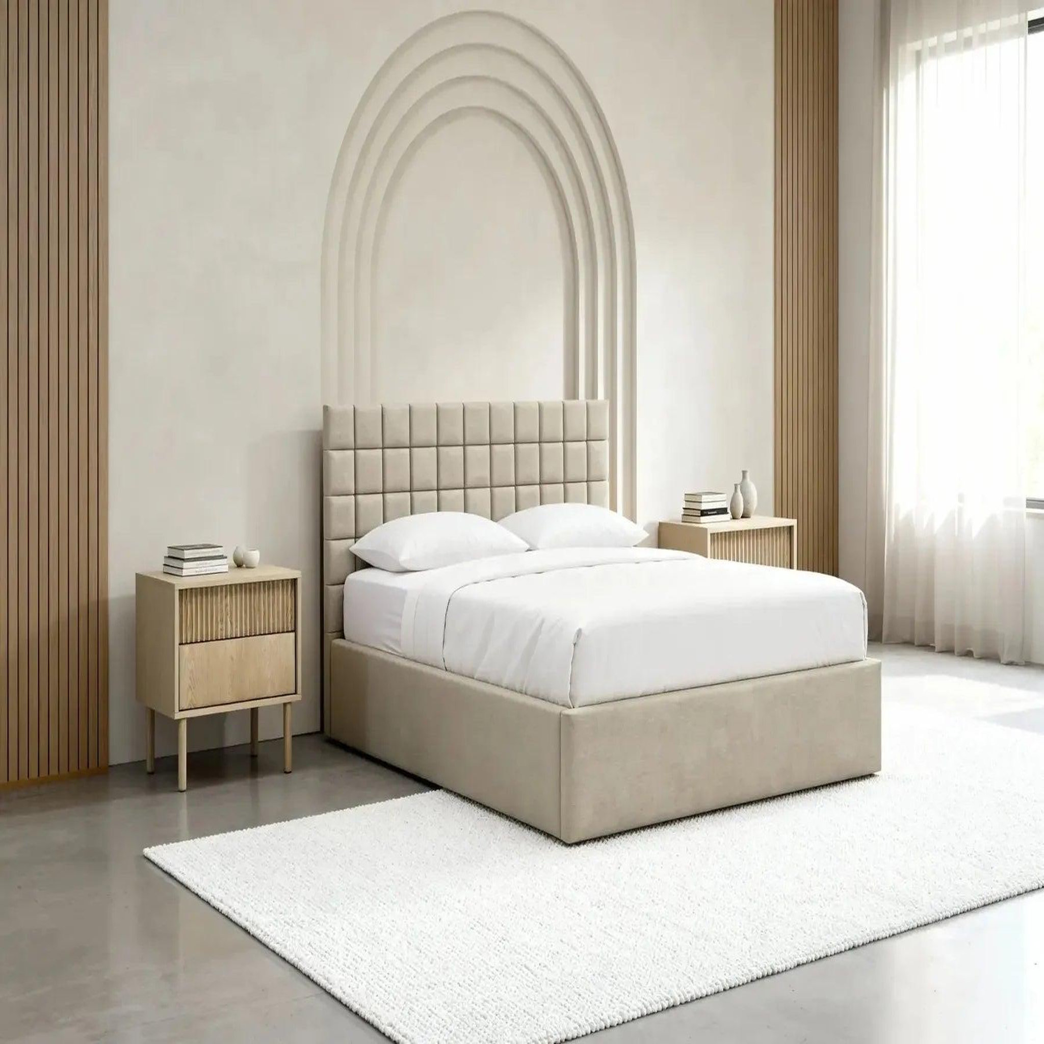 Voir la diapositive 4 : CASANOVA PARIS Thelma - lit coffre tissu velours beige