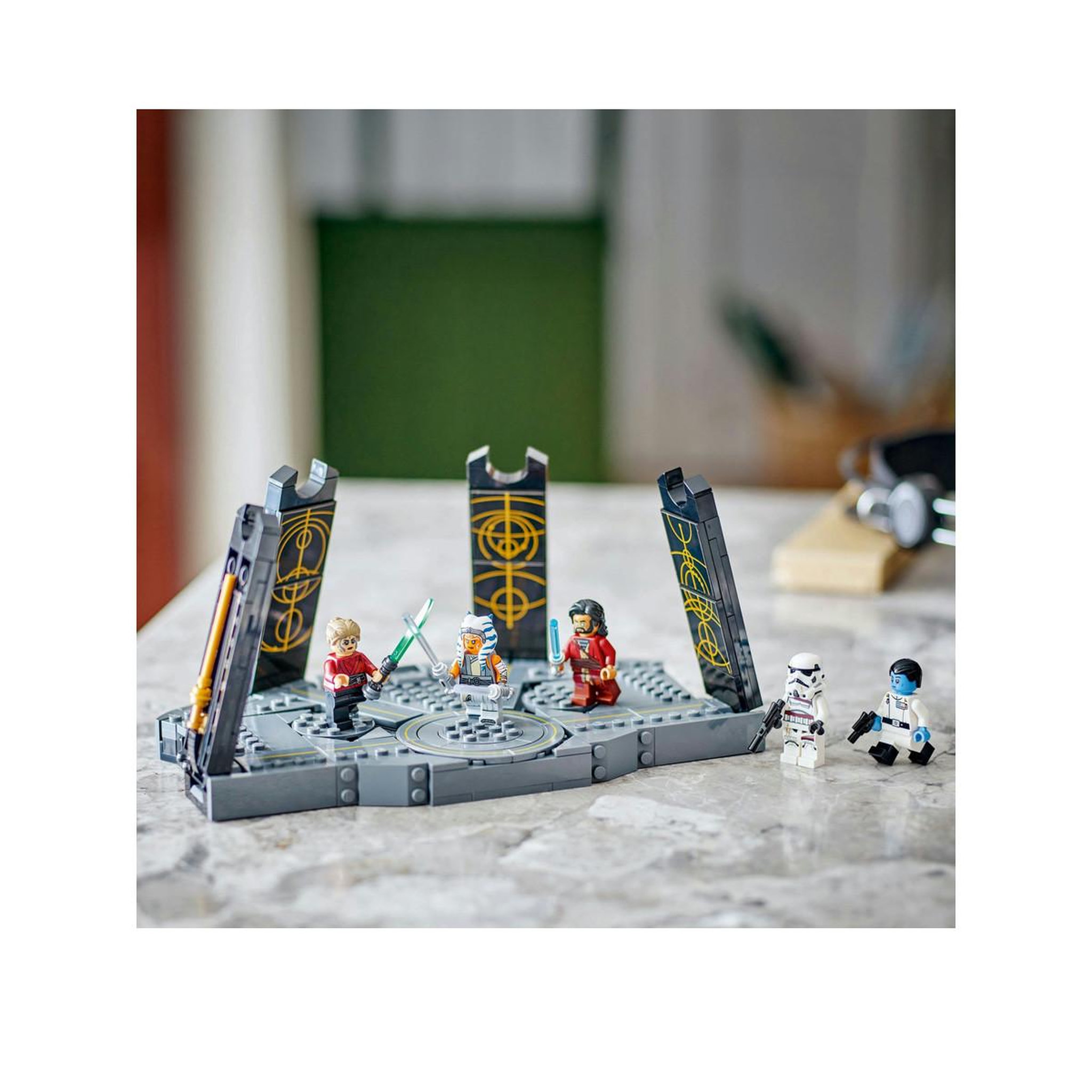 Voir la diapositive 5 : LEGO lego building blocks star wars ahsoka tano duel on peridea 75385