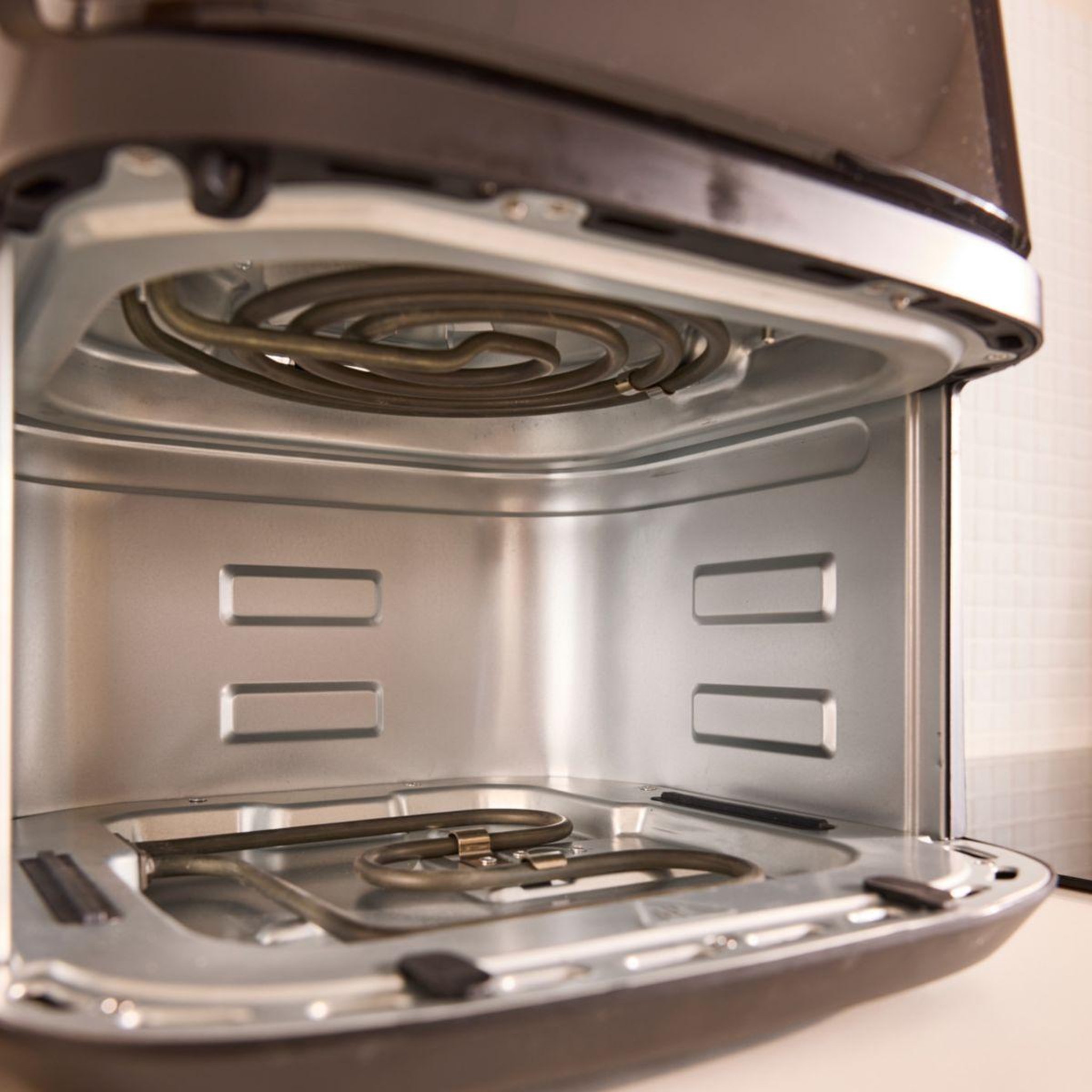 Voir la diapositive 2 : ESSENTIEL B Friteuse sans huile eaf4 dual heat 7.6l