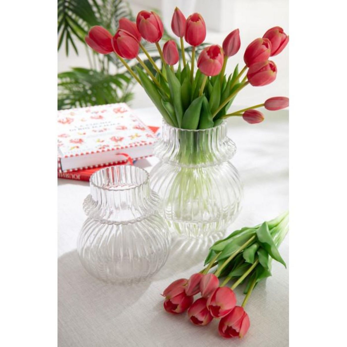 Paris Prix Vase Design en Verre  Kano  20cm Transparent