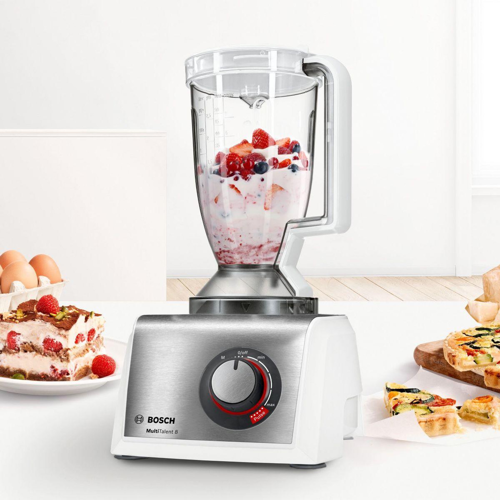Voir la diapositive 2 : BOSCH Robot multifonction mc812s820