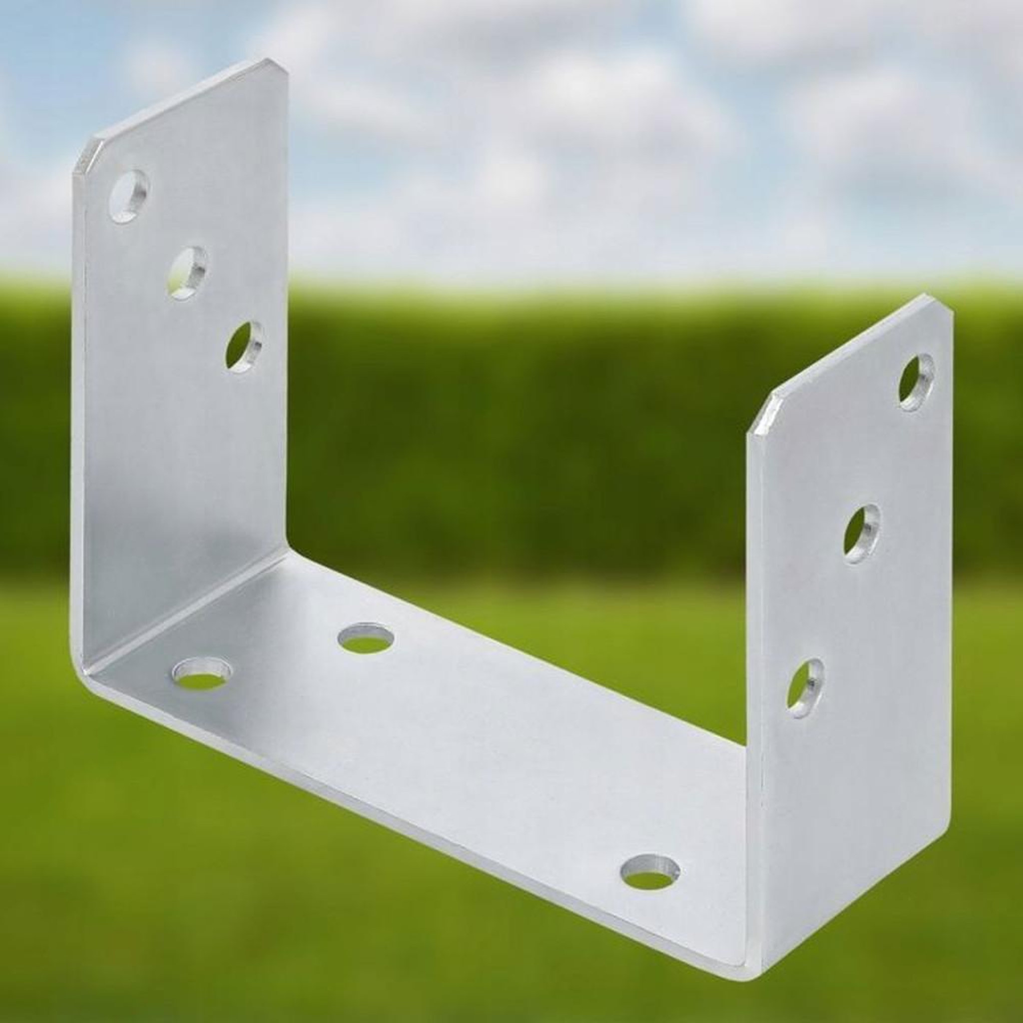 Voir la diapositive 4 : Base de poteau en U à visser 150 mm en acier galvanisé à chaud argent, platine pré-percée pour poteaux de clôture bois, béton, brique et plastique