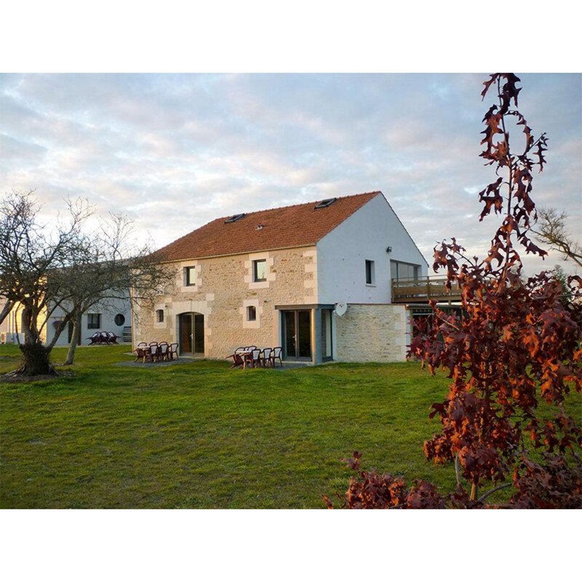 Smartbox 2 jours pour une famille de 3 personnes près de La Rochelle - Coffret Cadeau Séjour