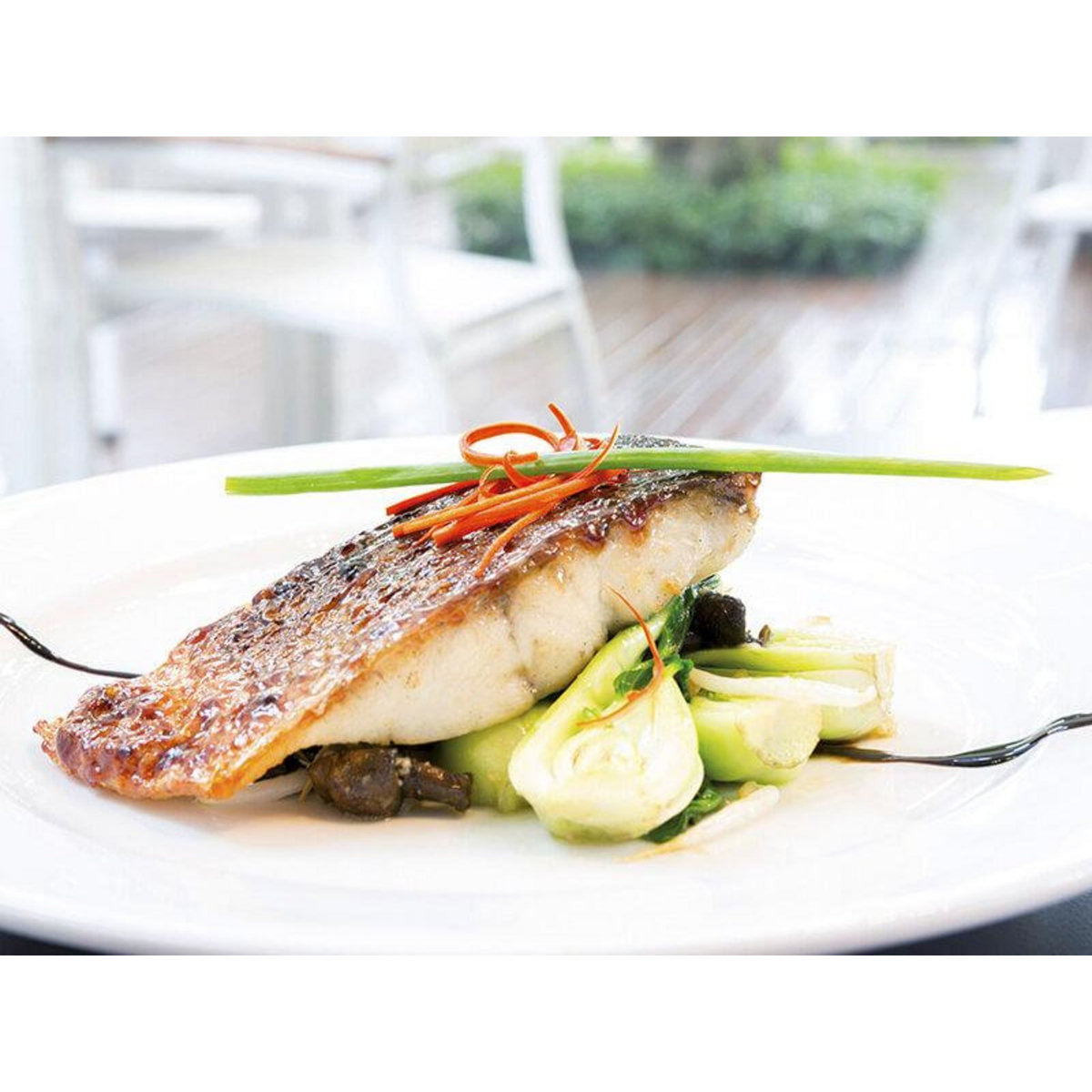 Smartbox Dîner avec spécialités locales en France pour deux - Coffret Cadeau Gastronomie