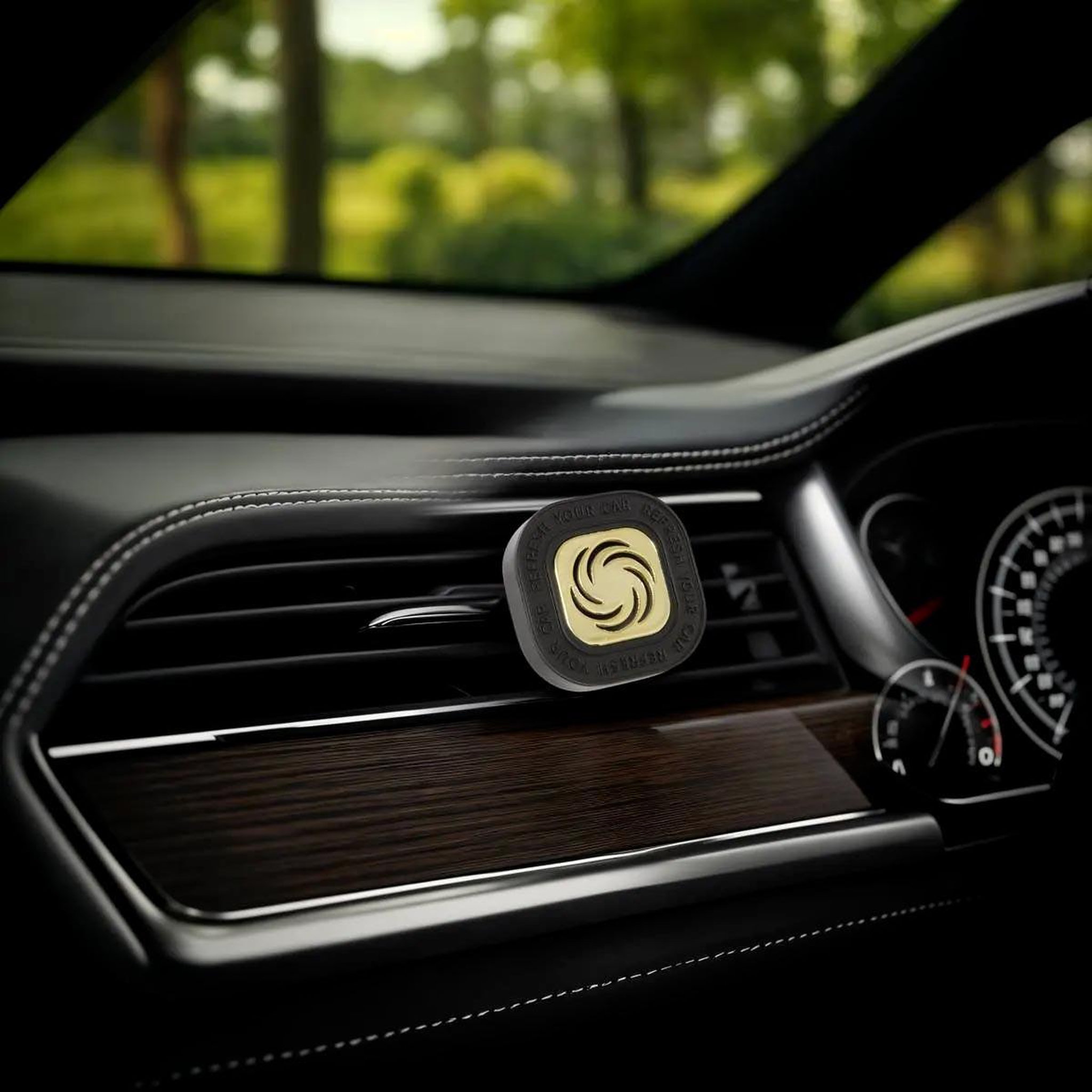 Voir la diapositive 2 : FIVE Diffuseur de parfum voiture  alma  5cm coton