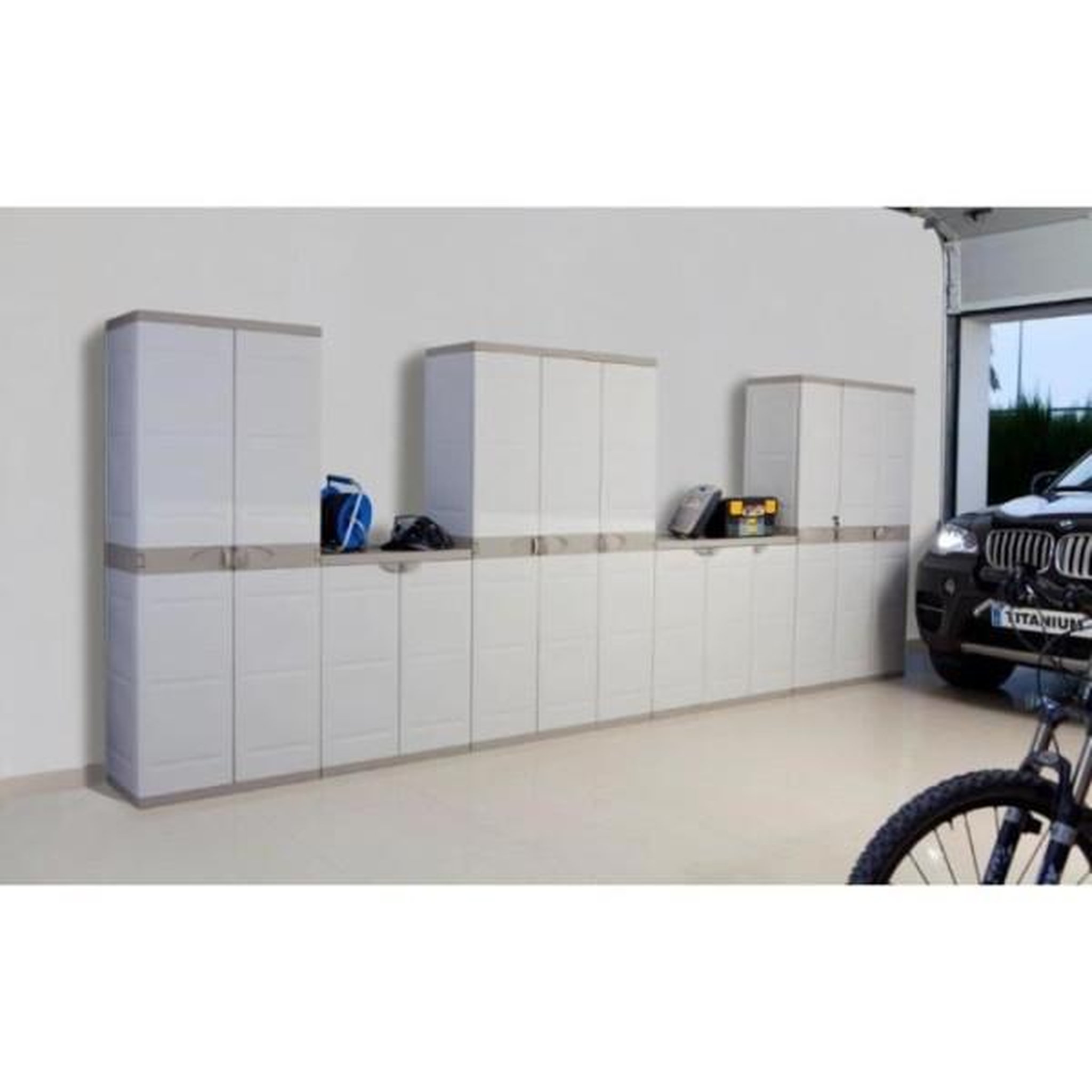 Voir la diapositive 3 : PLASTIKEN TITANIUM PLASTIKEN Armoire 3 portes avec etageres + penderie l105 x p44 x h176 cm Beige et Taupe Gamme TITANIUM  Interieur/Exter