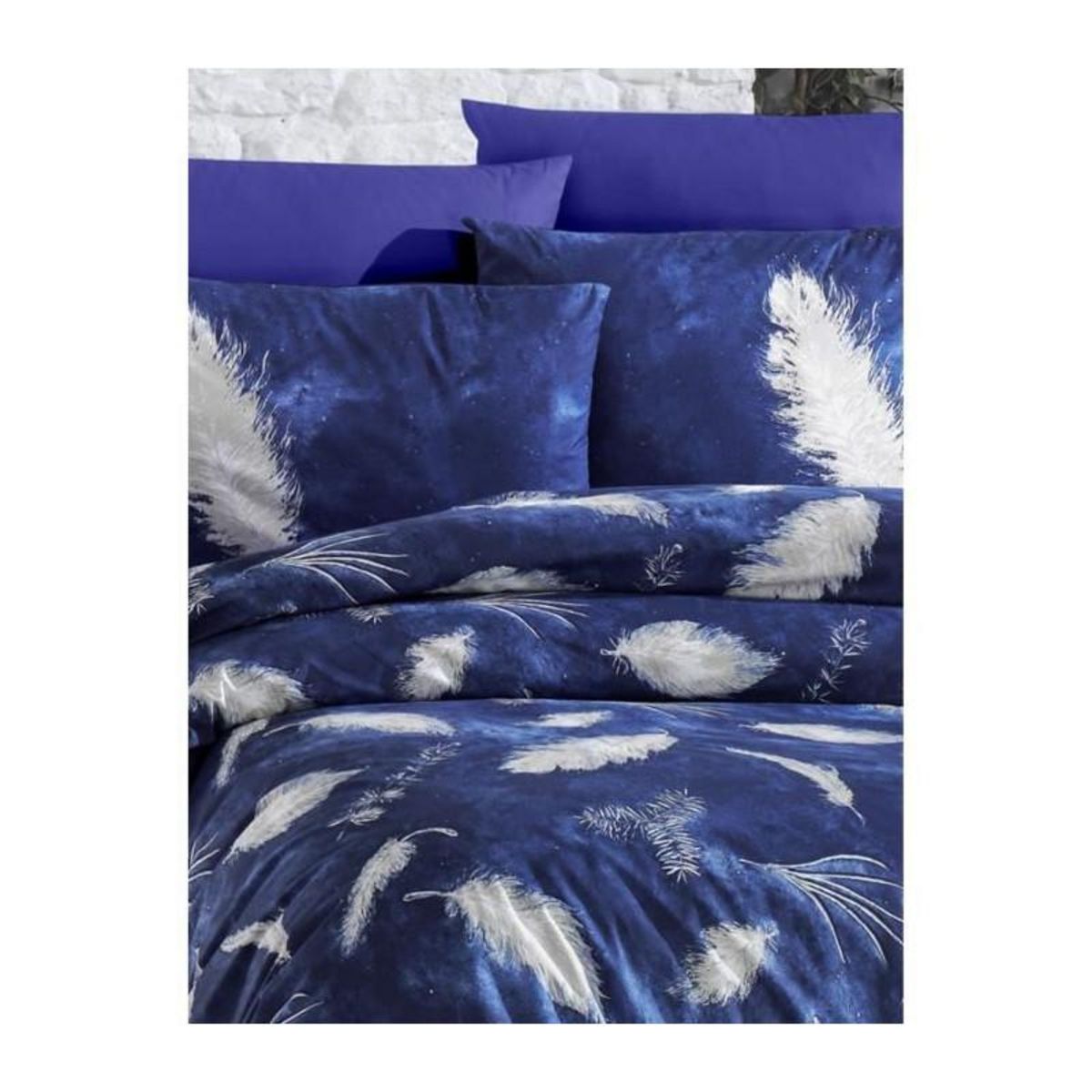 GENERIQUE Parure de lit - 1 housse de couette 220 x 240 cm + 2 taies d'oreiller 60 x 60 cm - 100% coton renforcé - Bleu