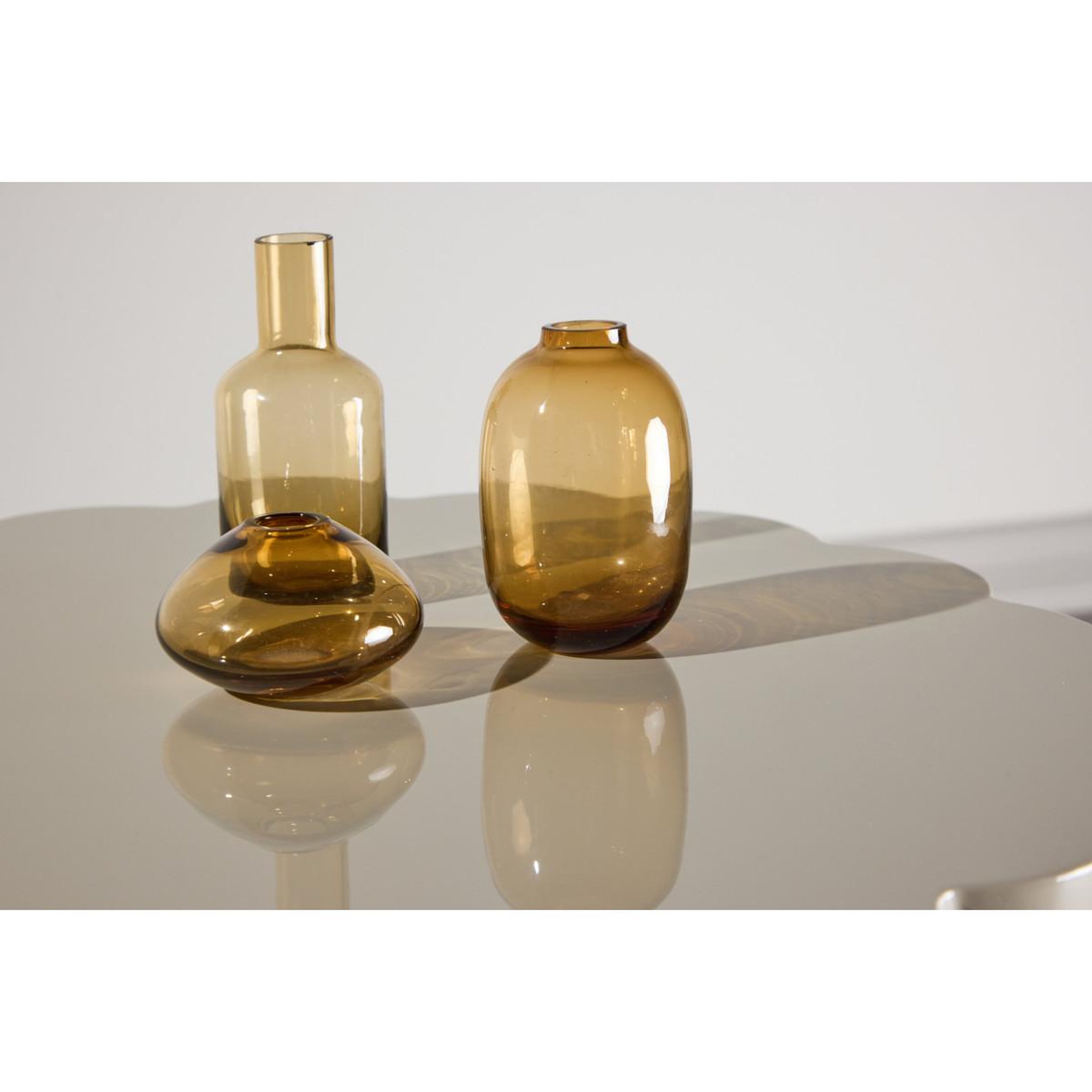 Voir la diapositive 5 : Paris Prix Table d'appoint design  krull  55cm beige laqué