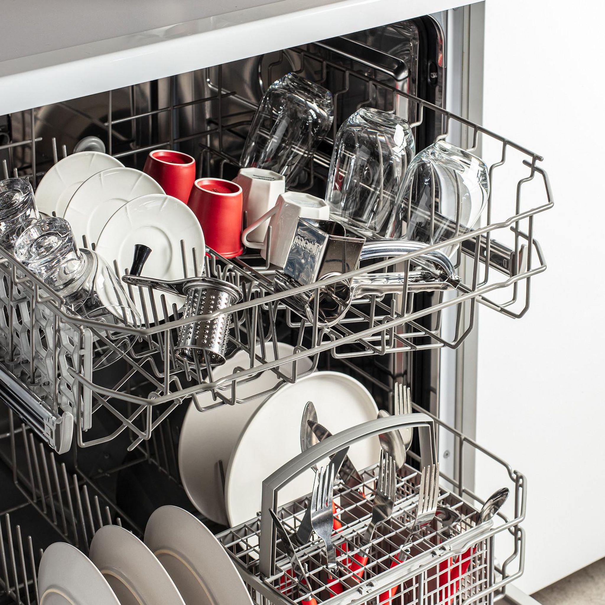 Voir la diapositive 5 : MOULINEX Mouli-râpe en inox de Moulinex