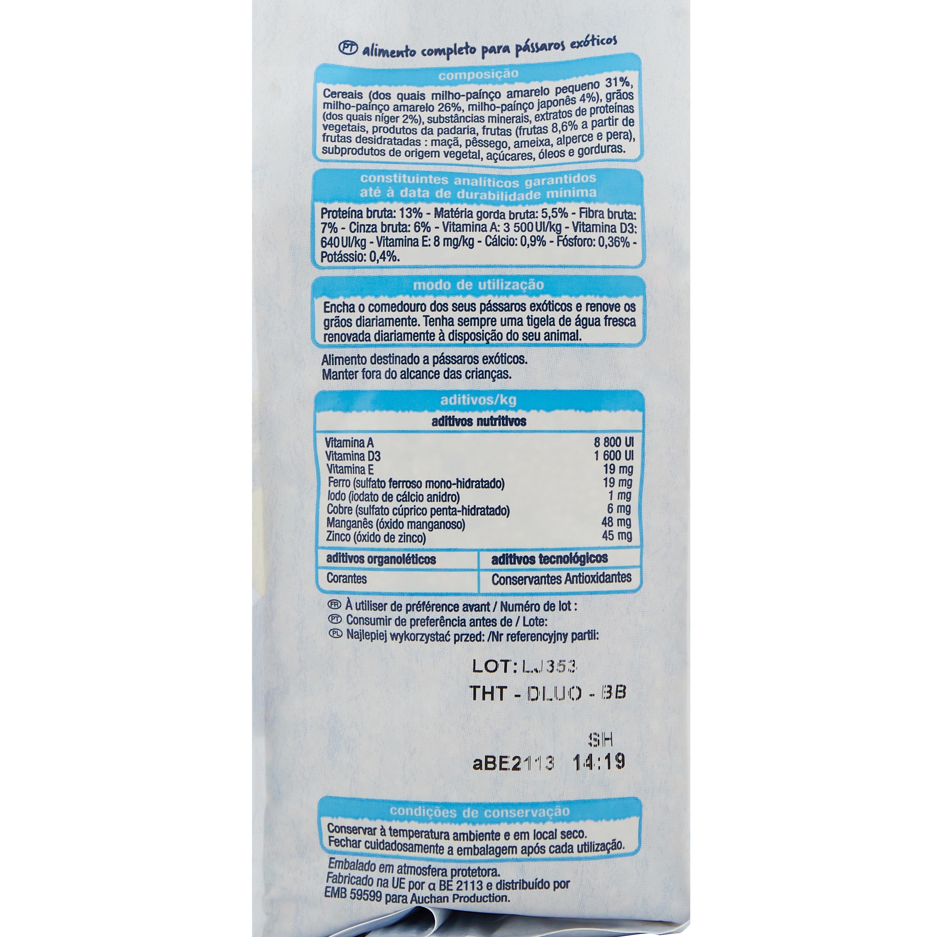 Voir la diapositive 4 : AUCHAN Menu complet pour oiseaux exotiques 800g