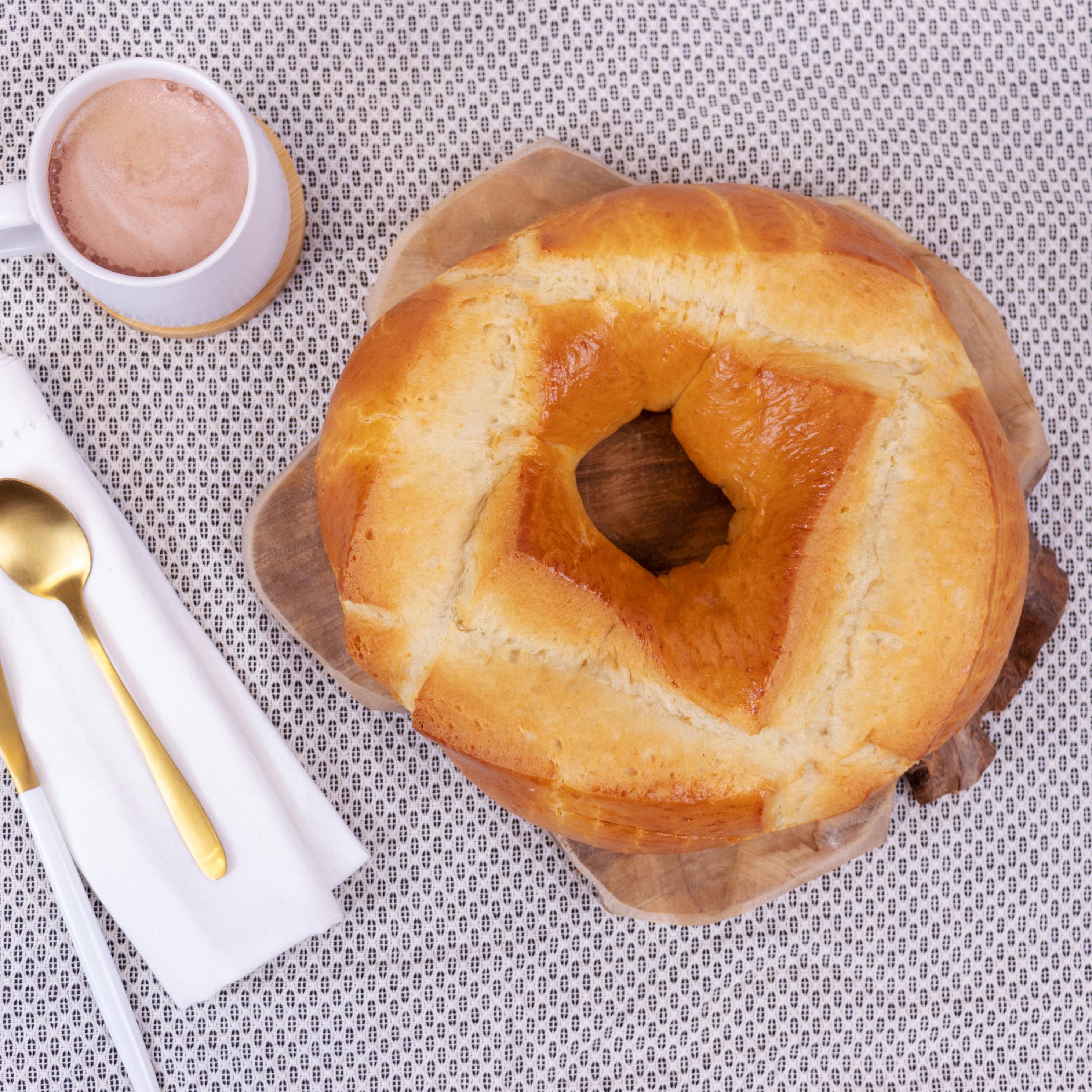 Voir la diapositive 2 : VIENNOISERIES Pogne de romans 500 g