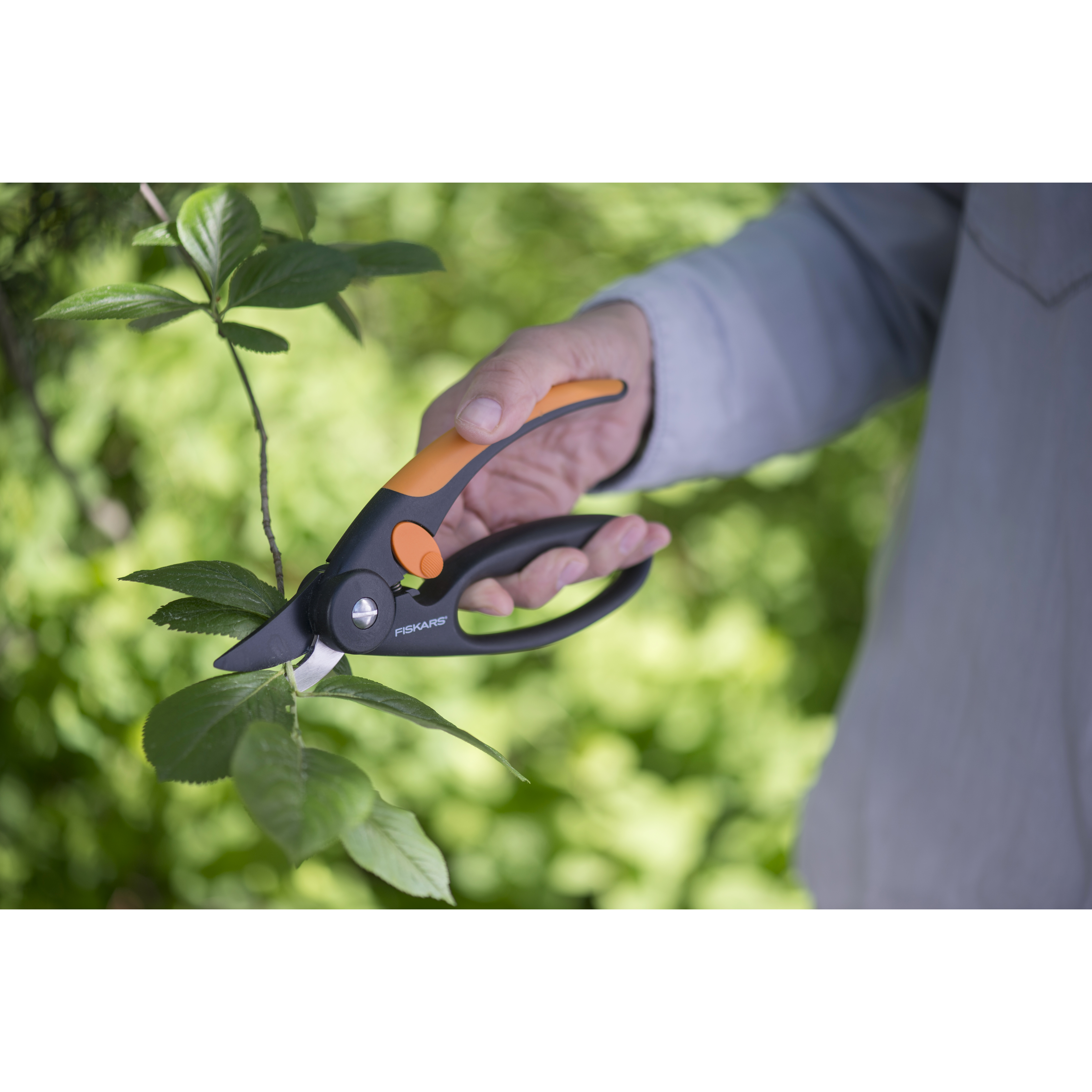 Voir la diapositive 4 : FISKARS Sécateur à lame franche - 20,1cm
