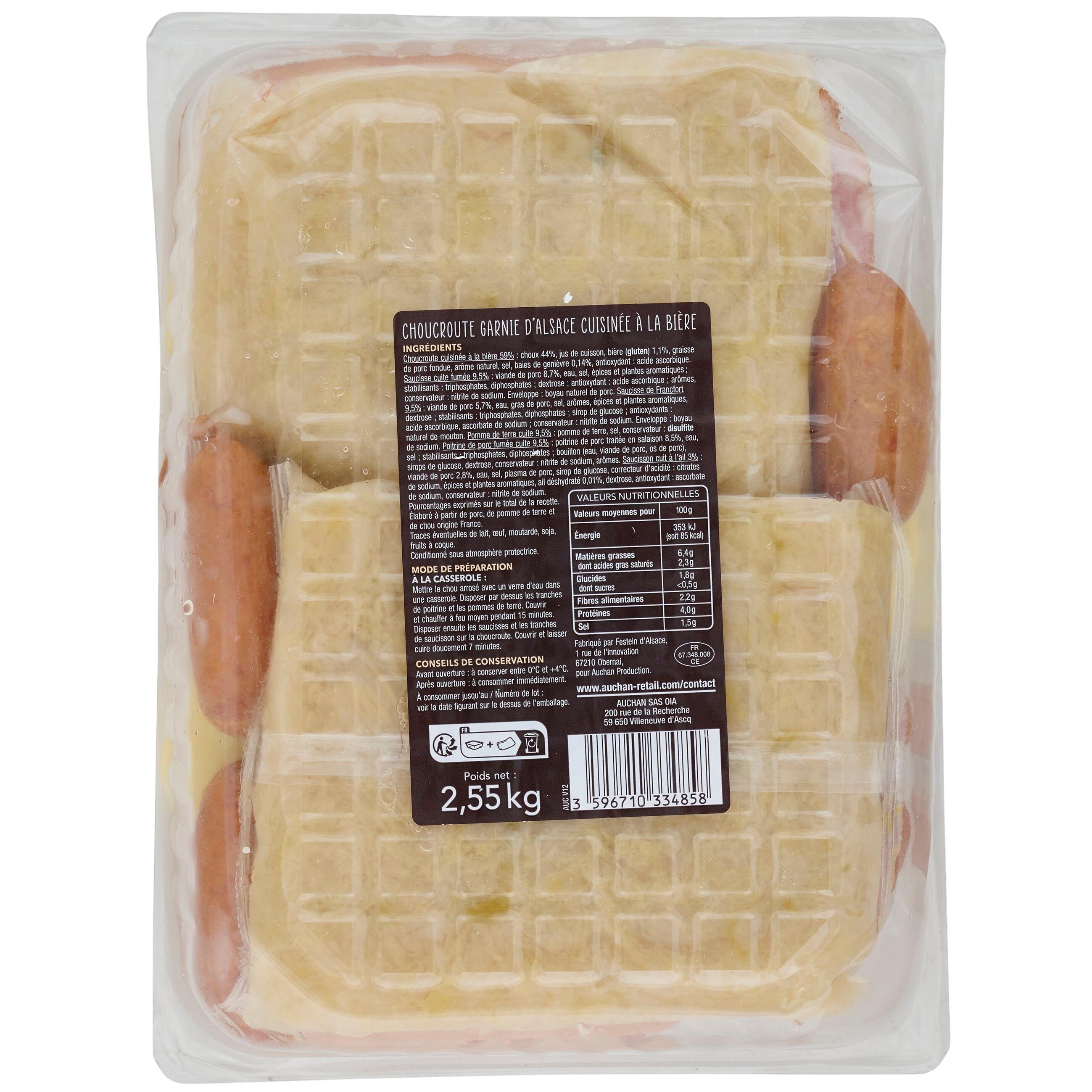 Voir la diapositive 2 : AUCHAN TERROIR Choucroute garnie et cuisinée à la bière 6 parts 2.55kg