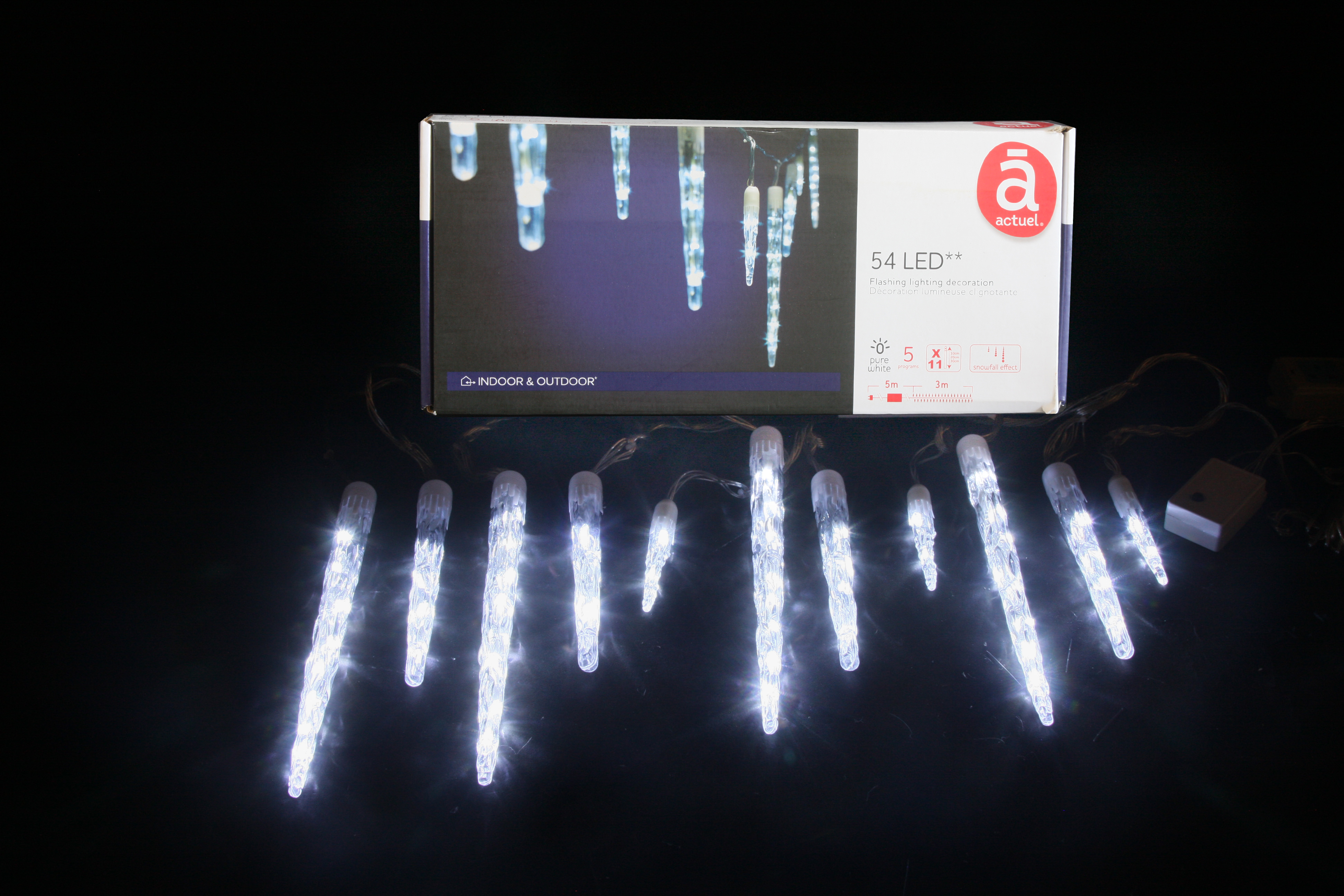 Voir la diapositive 5 : ACTUEL Guirlande Extérieure 54 LED Blanc Froid Stalactite