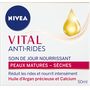 Voir la diapositive 1 : NIVEA Vital soin de jour nourrissant anti-rides peaux matures et sèches 50ml