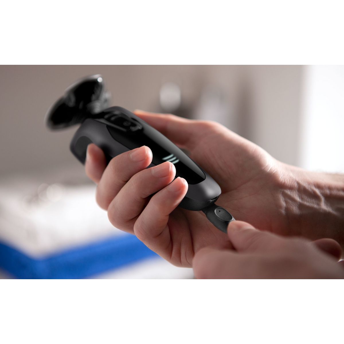 PHILIPS Rasoir électrique S9031/13 - Noir