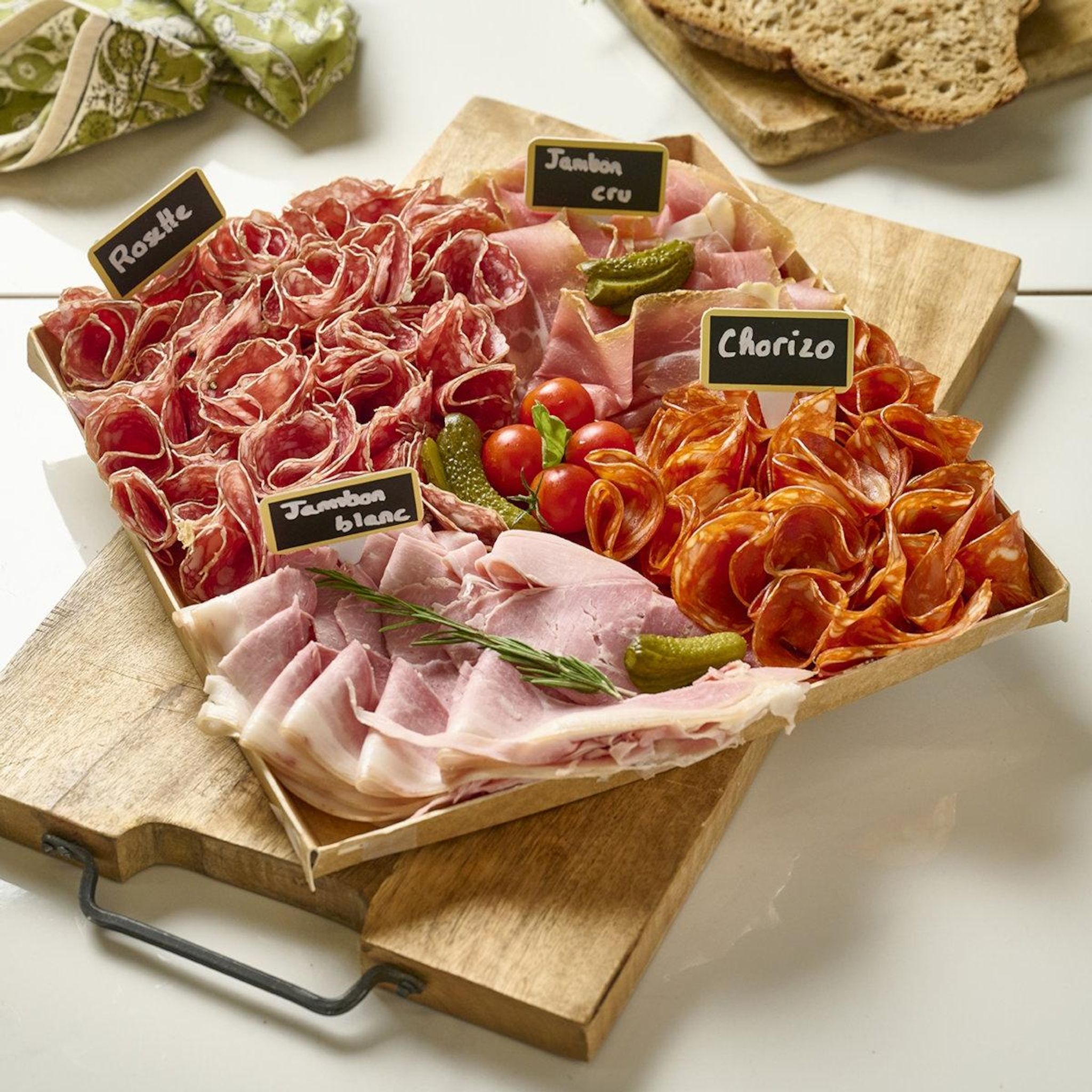 AUCHAN LE TRAITEUR Plateau de charcuterie Apéritif plaisir 10 personnes 1050g