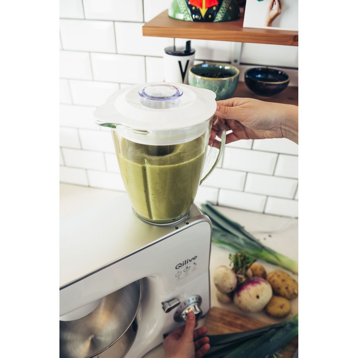 QILIVE Robot pâtissier multifonction avec hachoir Q.5101 - Blanc