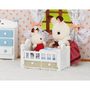 Voir la diapositive 2 : EPOCH D'ENFANCE Figurine Le Bébé chocolat et son lit Sylvanian Families