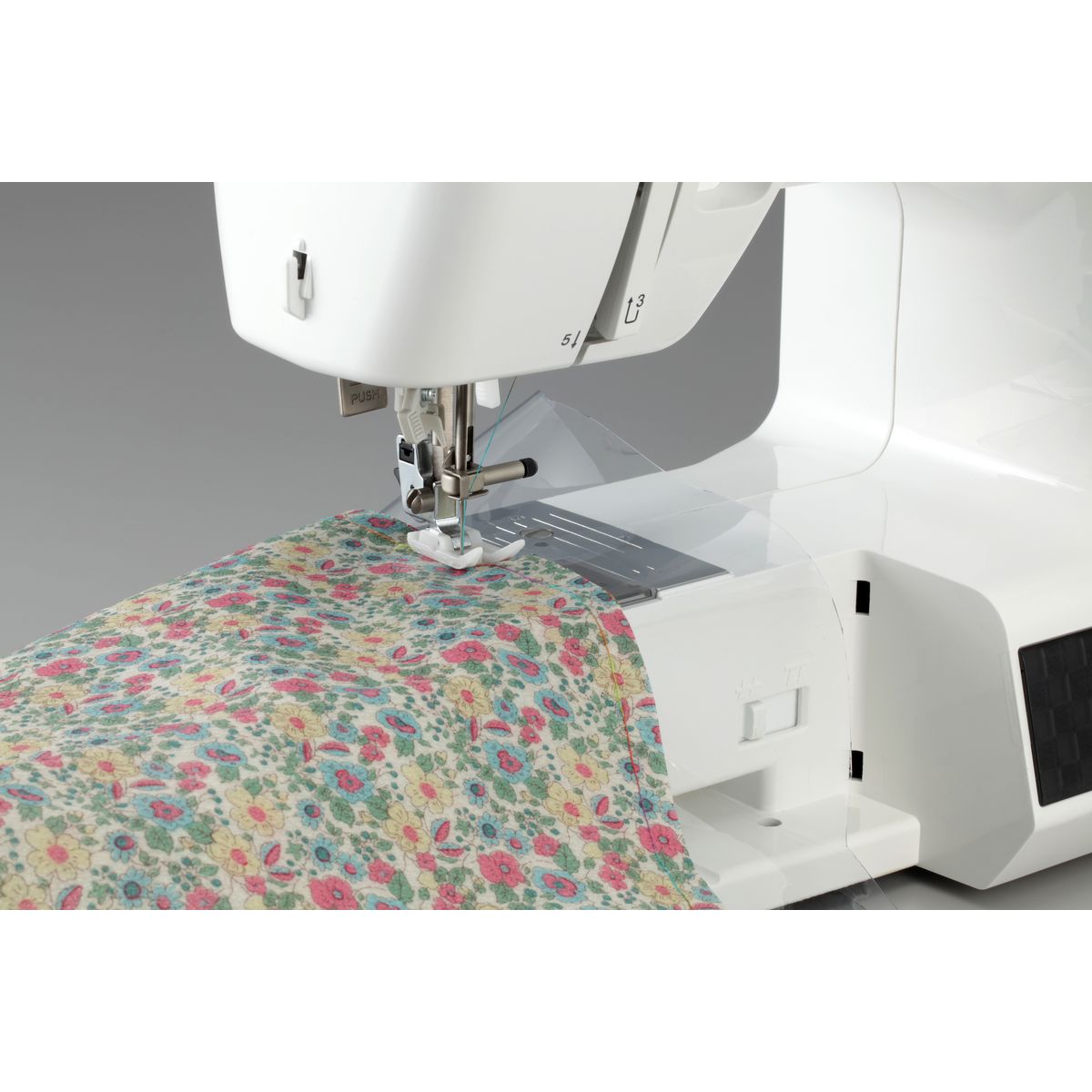 BROTHER Machine à coudre HF37