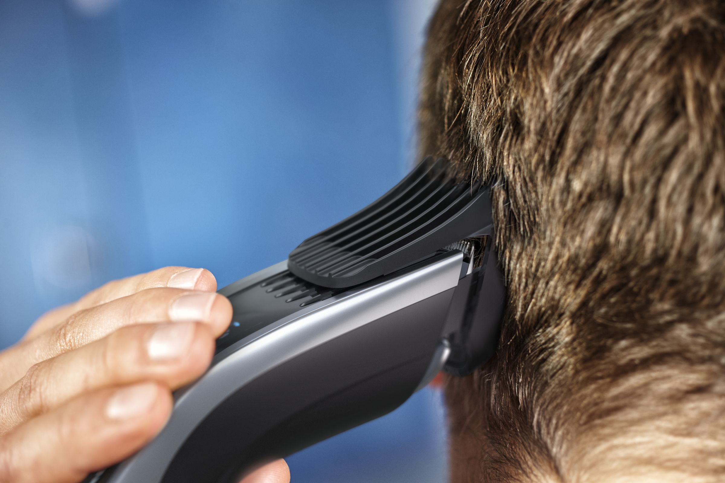 Voir la diapositive 13 : PHILIPS Tondeuse à cheveux HC9450/15 Series 9000