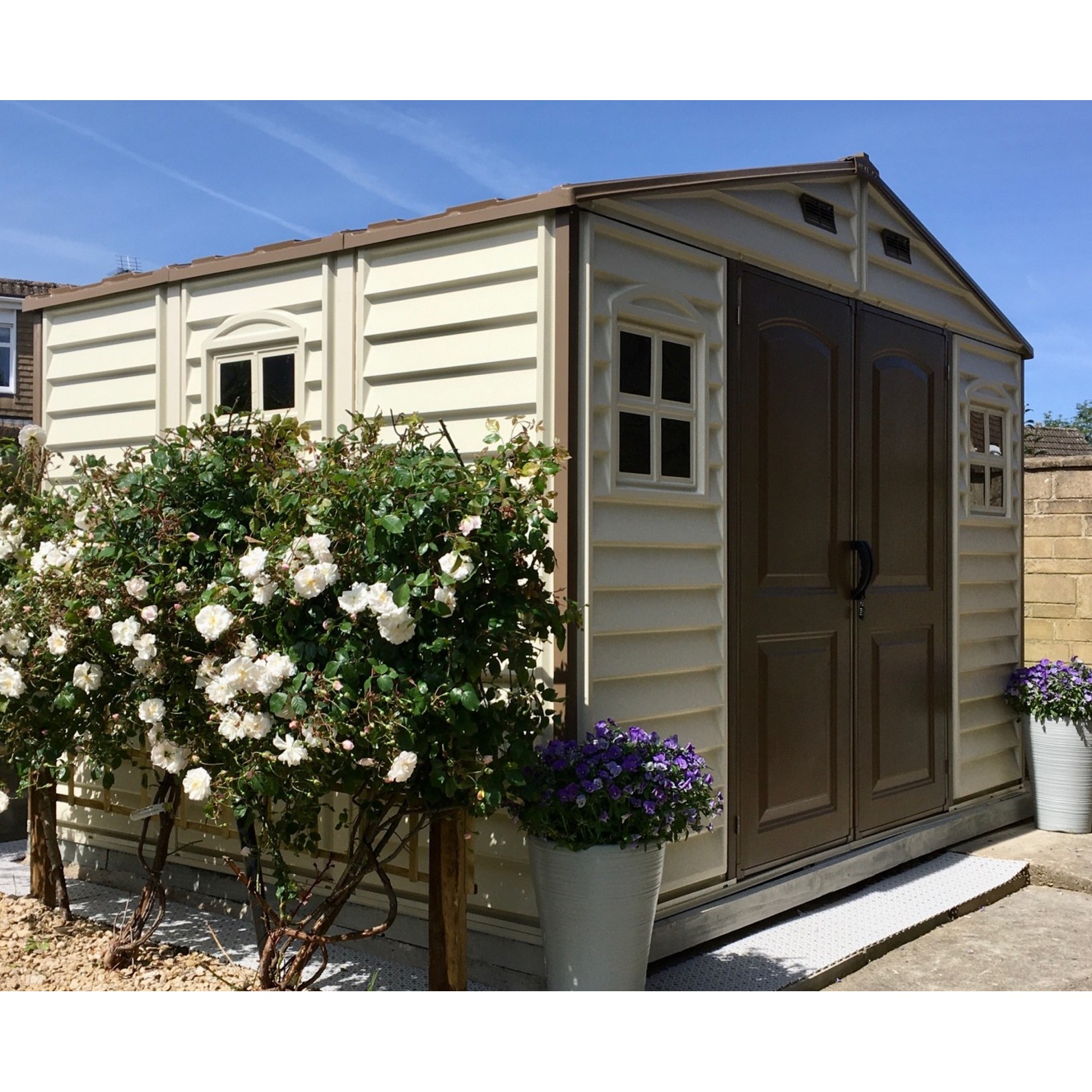 Voir la diapositive 3 : DURAMAX Abri de jardin PVC - 7,32m² - TROMSO