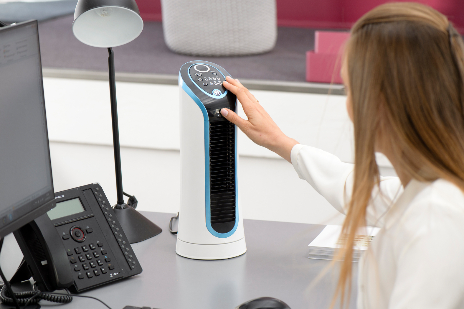 Voir la diapositive 8 : ROWENTA Ventilateur colonne VU6210FO