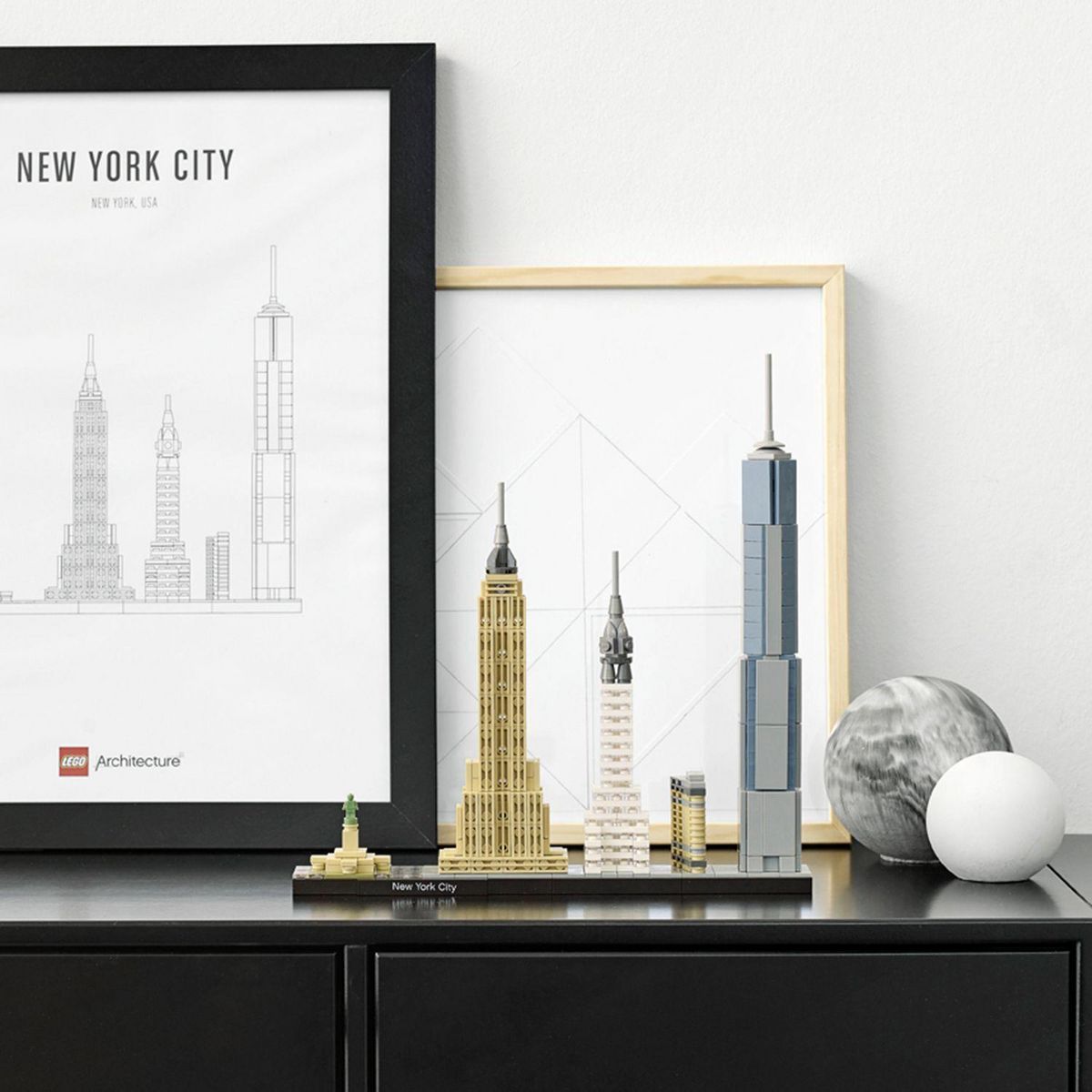 LEGO Architecture 21028 - New York