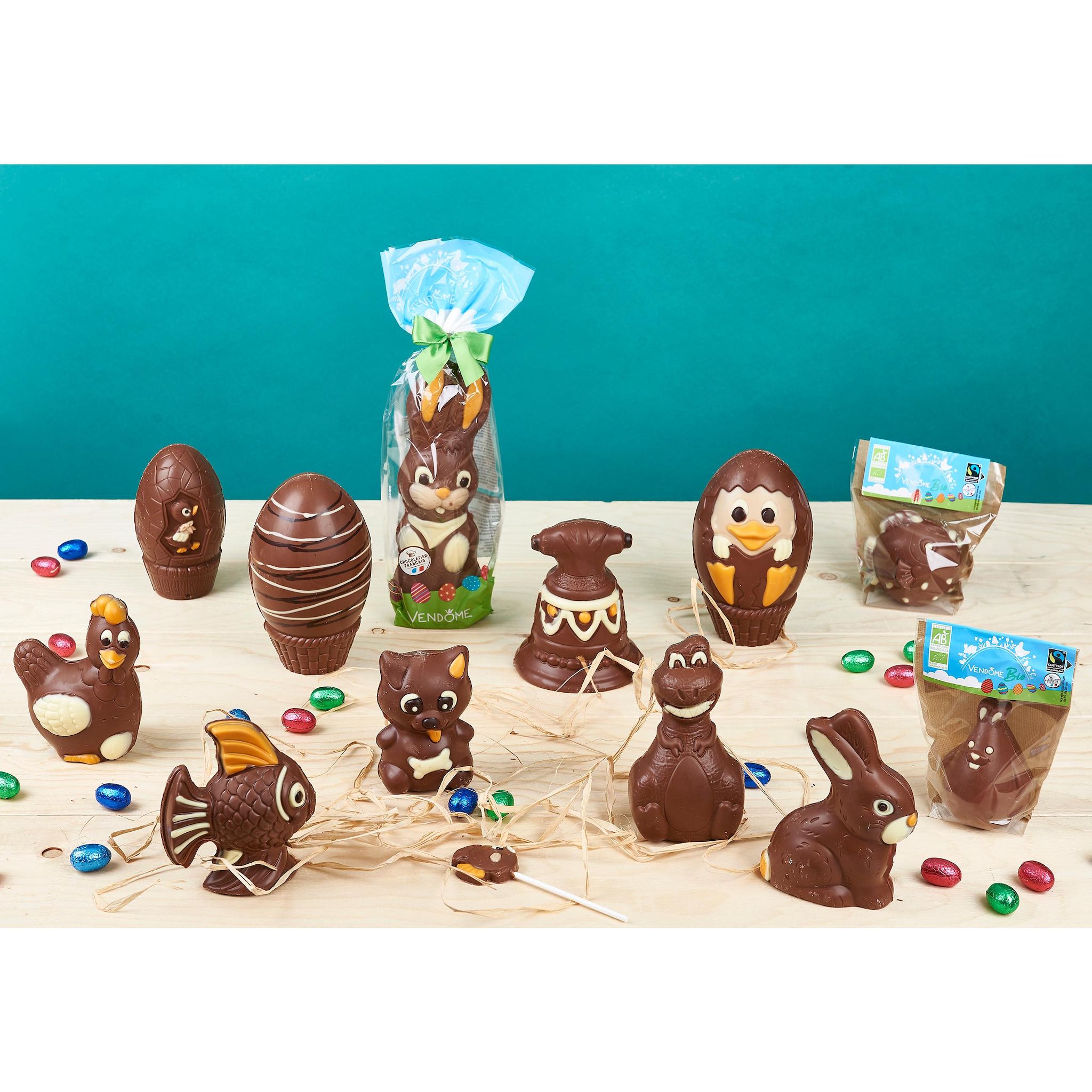 Voir la diapositive 2 : VENDOME Moulage lapin au chocolat décoré pur beurre de cacao 140g