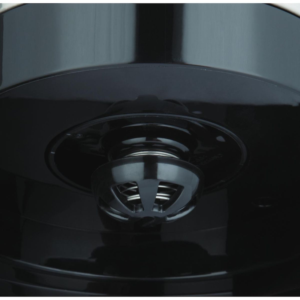 RUSSELL HOBBS Cafetière à filtre Adventure - 24010-56 - Acier brossé/noir