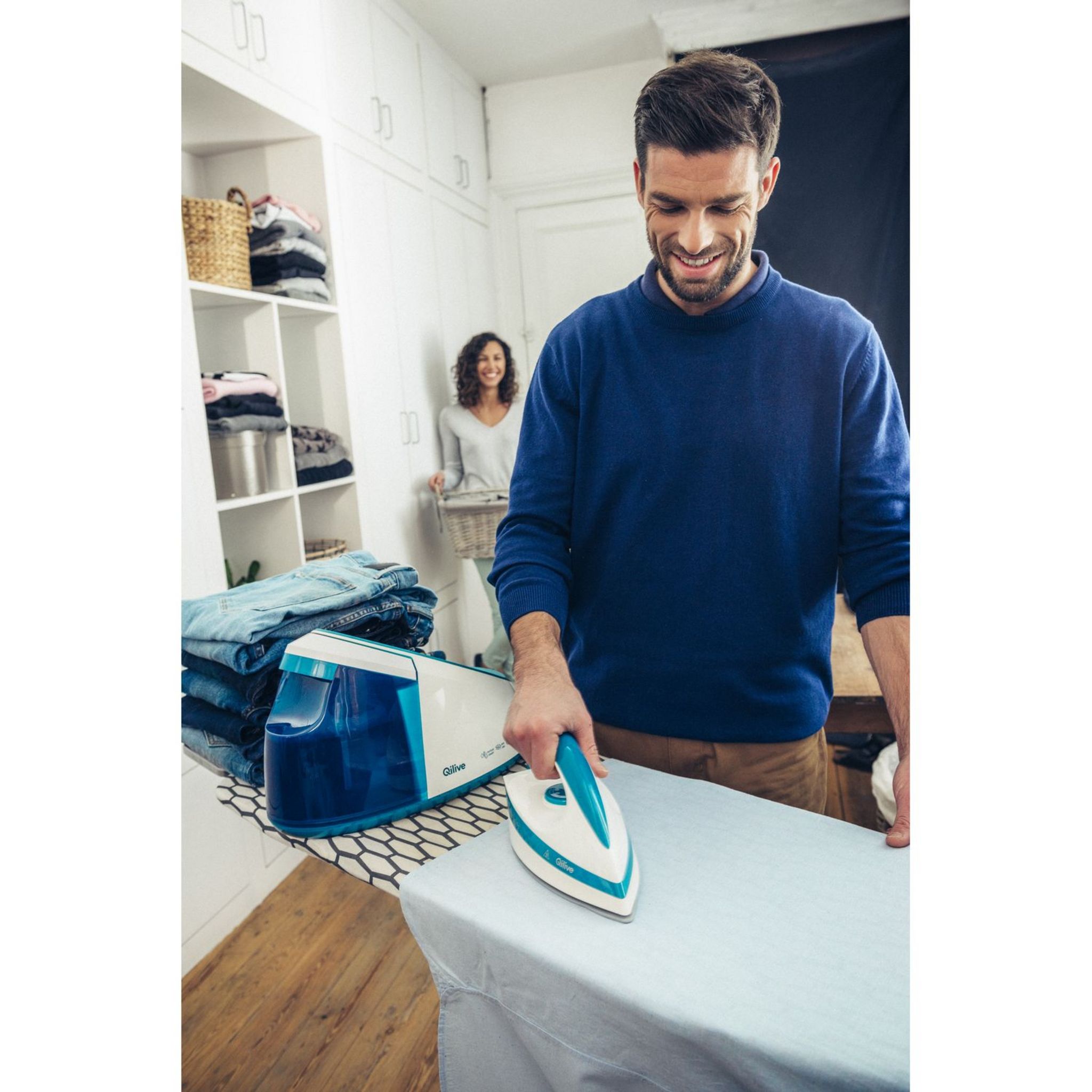 Voir la diapositive 2 : QILIVE Centrale vapeur Q.5471