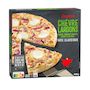 Voir la diapositive 2 : AUCHAN Pizza chèvre et lardons cuite au feu de bois 400g