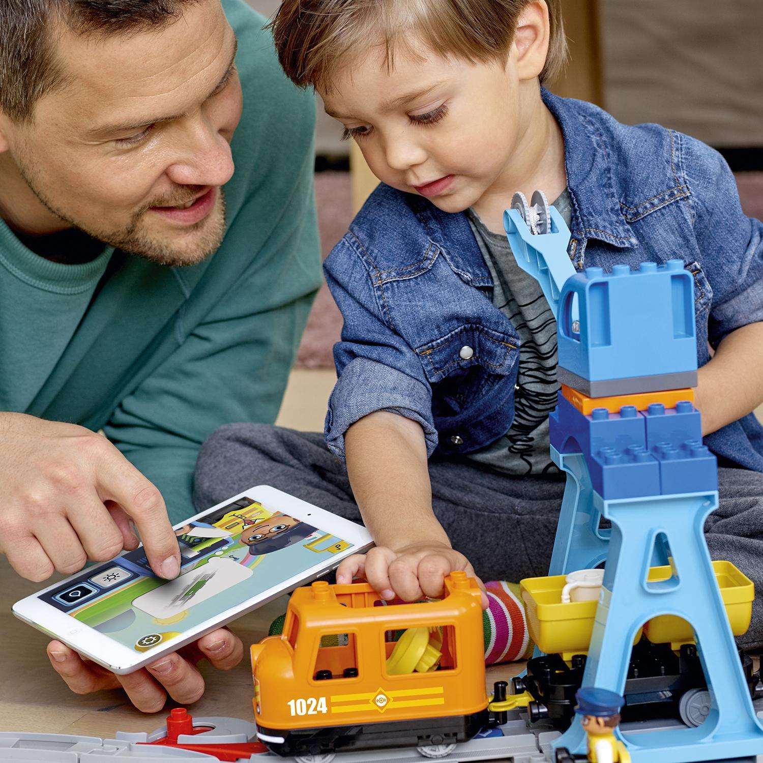 Voir la diapositive 5 : LEGO LEGO DUPLO 10875 Le Train de Marchandises, Jouet de Locomotive, avec Télécommande et Son