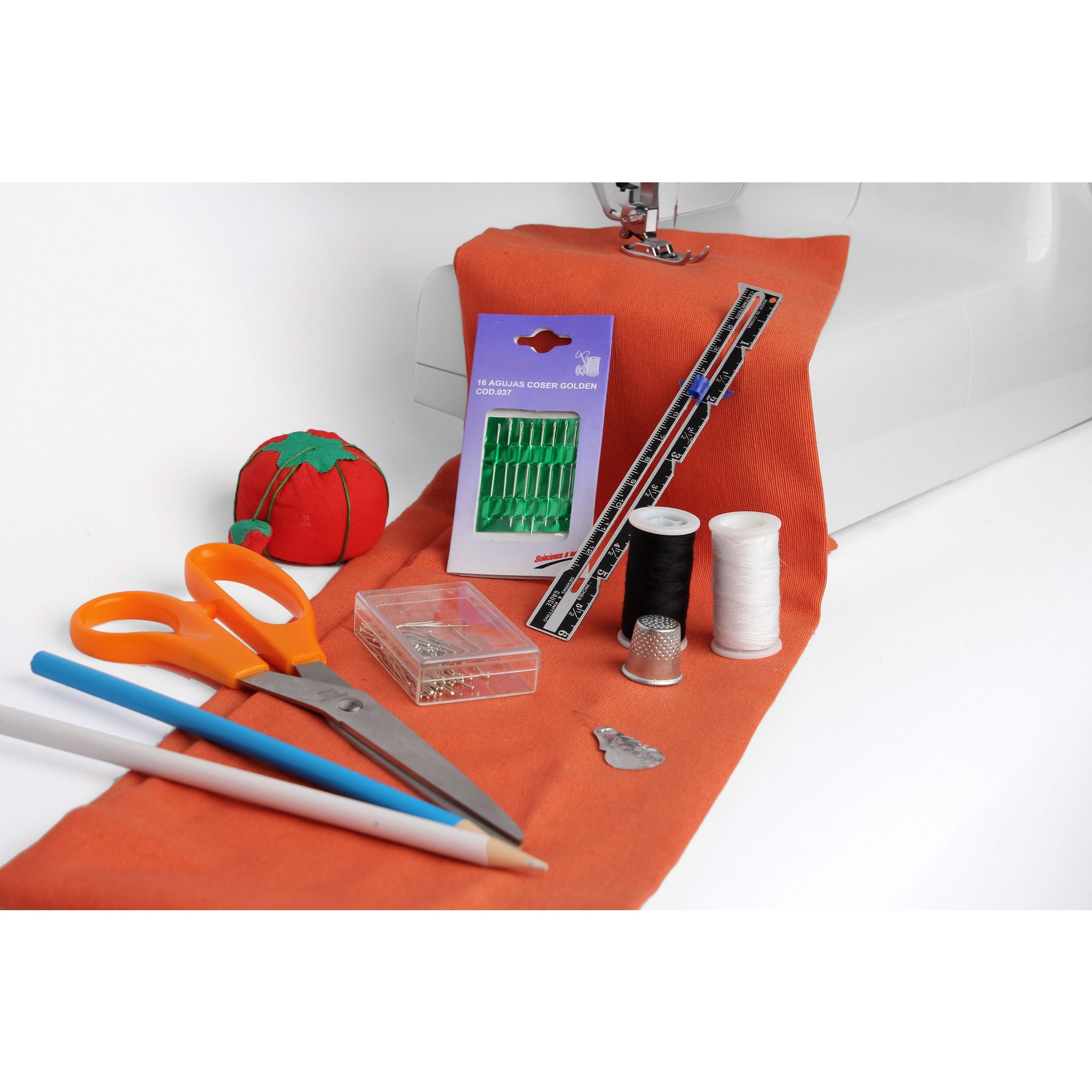 Voir la diapositive 5 : SINGER Machine à coudre Initiale