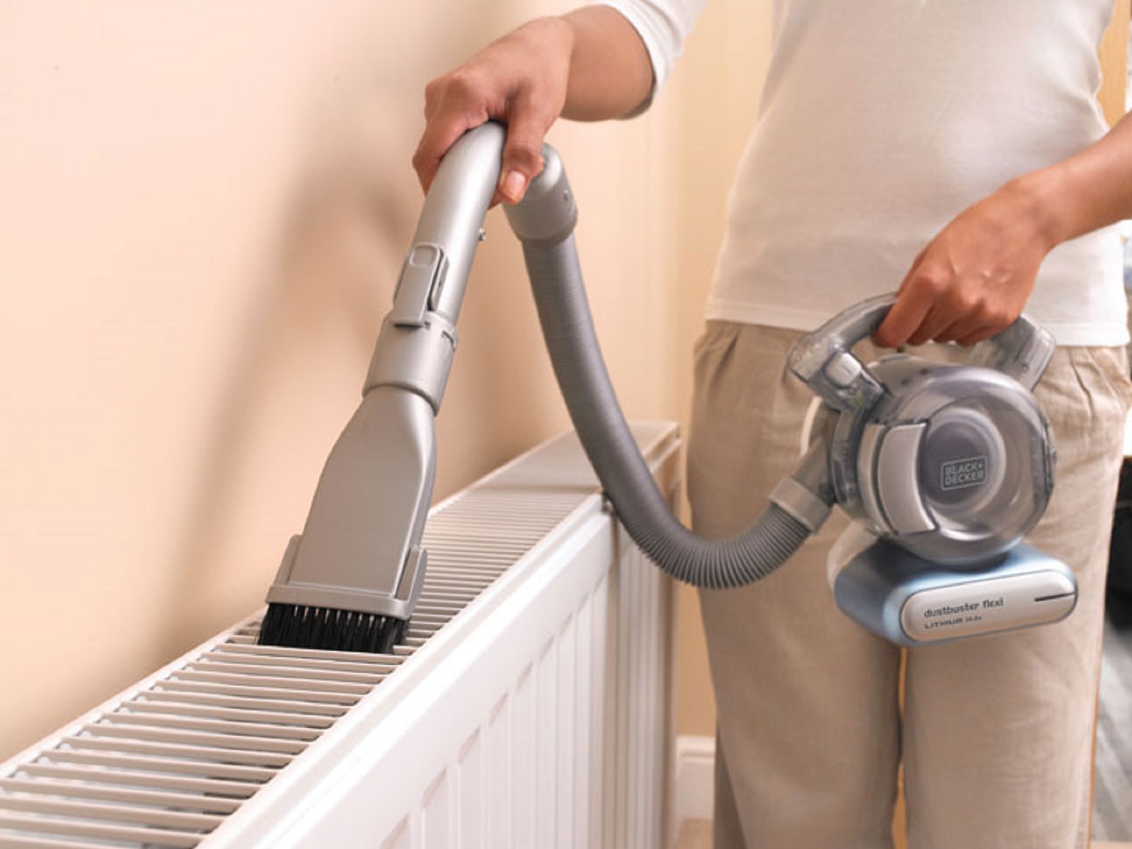 Voir la diapositive 2 : BLACK ET DECKER Aspirateur à main PD1420LP Dustbuster FLEXI Lithium Bleu