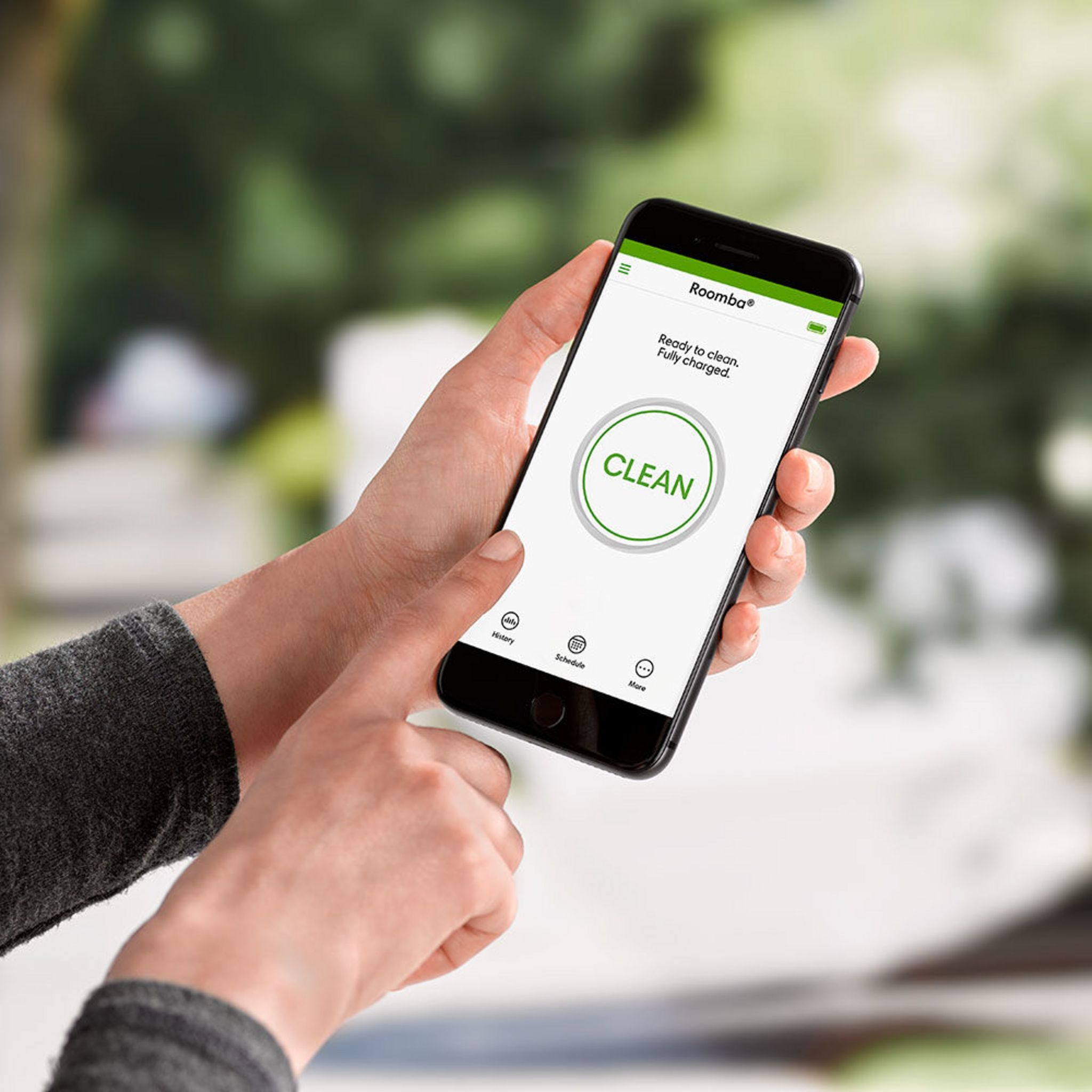 Voir la diapositive 11 : IROBOT Aspirateur Robot connecté Roomba E5158 - Noir