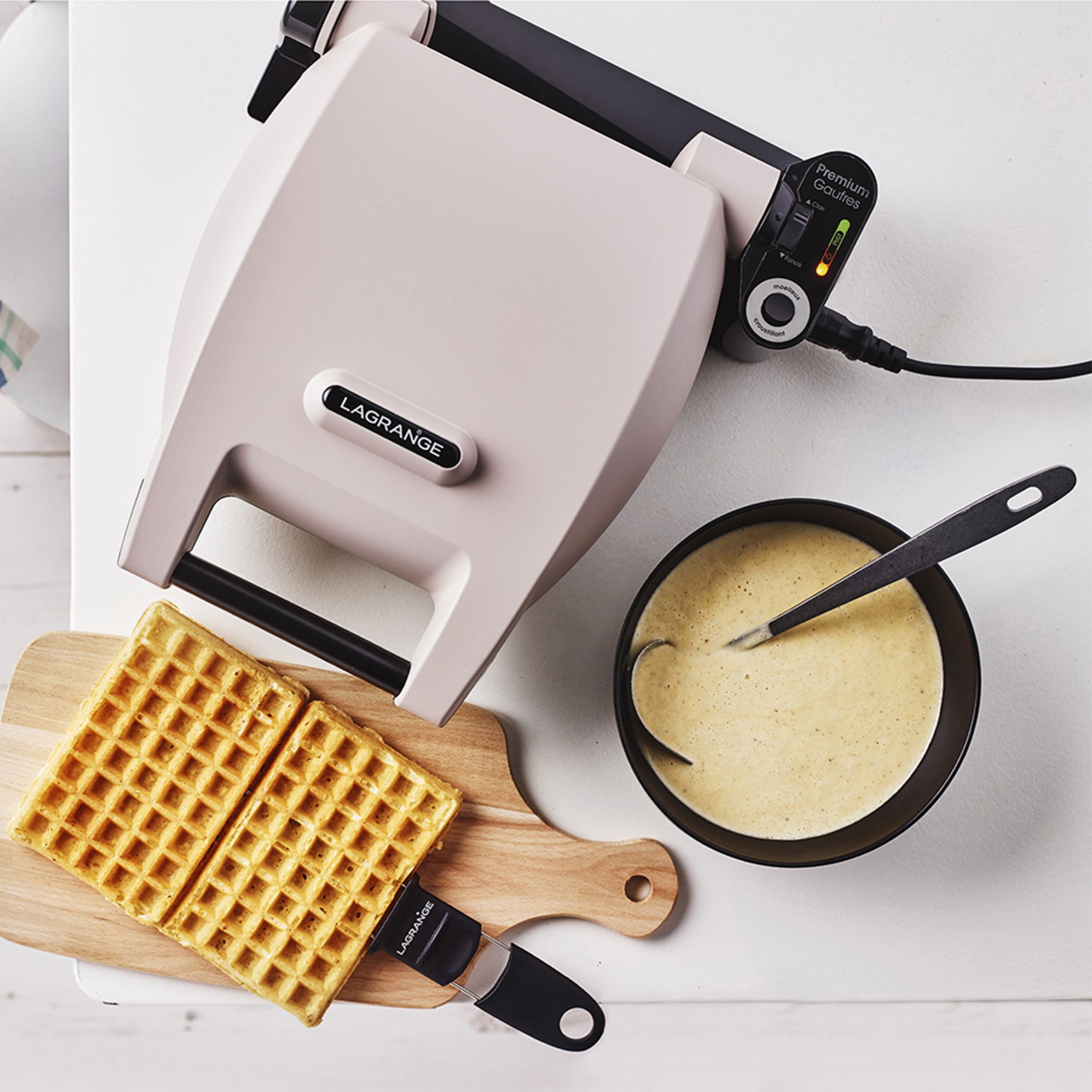 Voir la diapositive 9 : LAGRANGE Gaufrier croque-monsieur 3-en-1 019632 - Gris