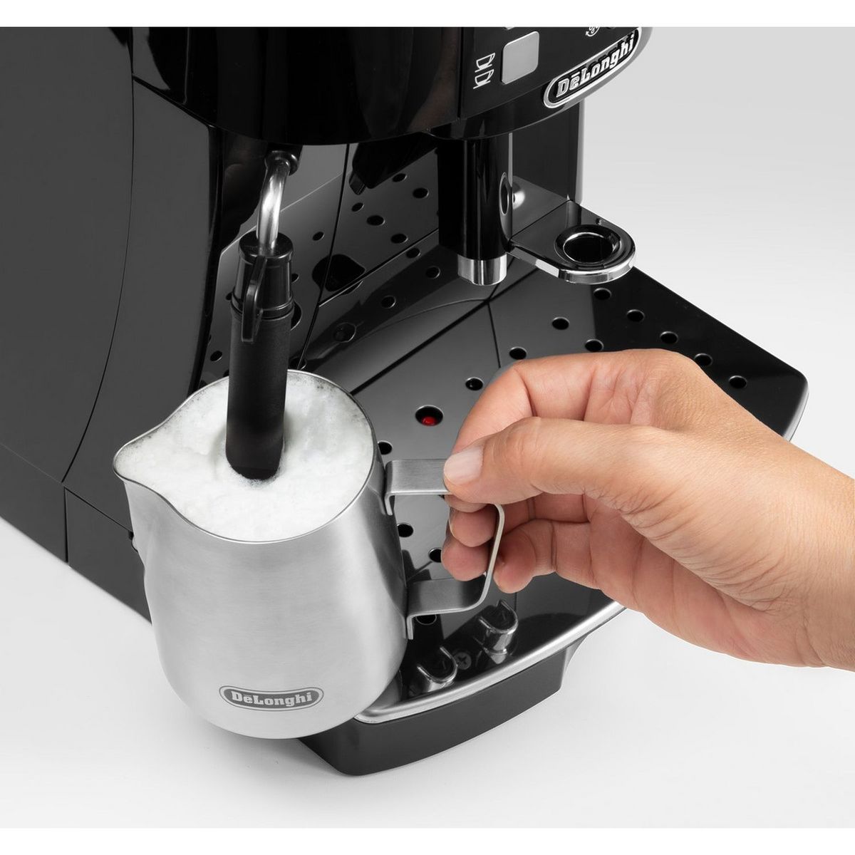 DELONGHI Machine à café expresso avec broyeur Magnificas ECAM 22.117.B S11 - Noir