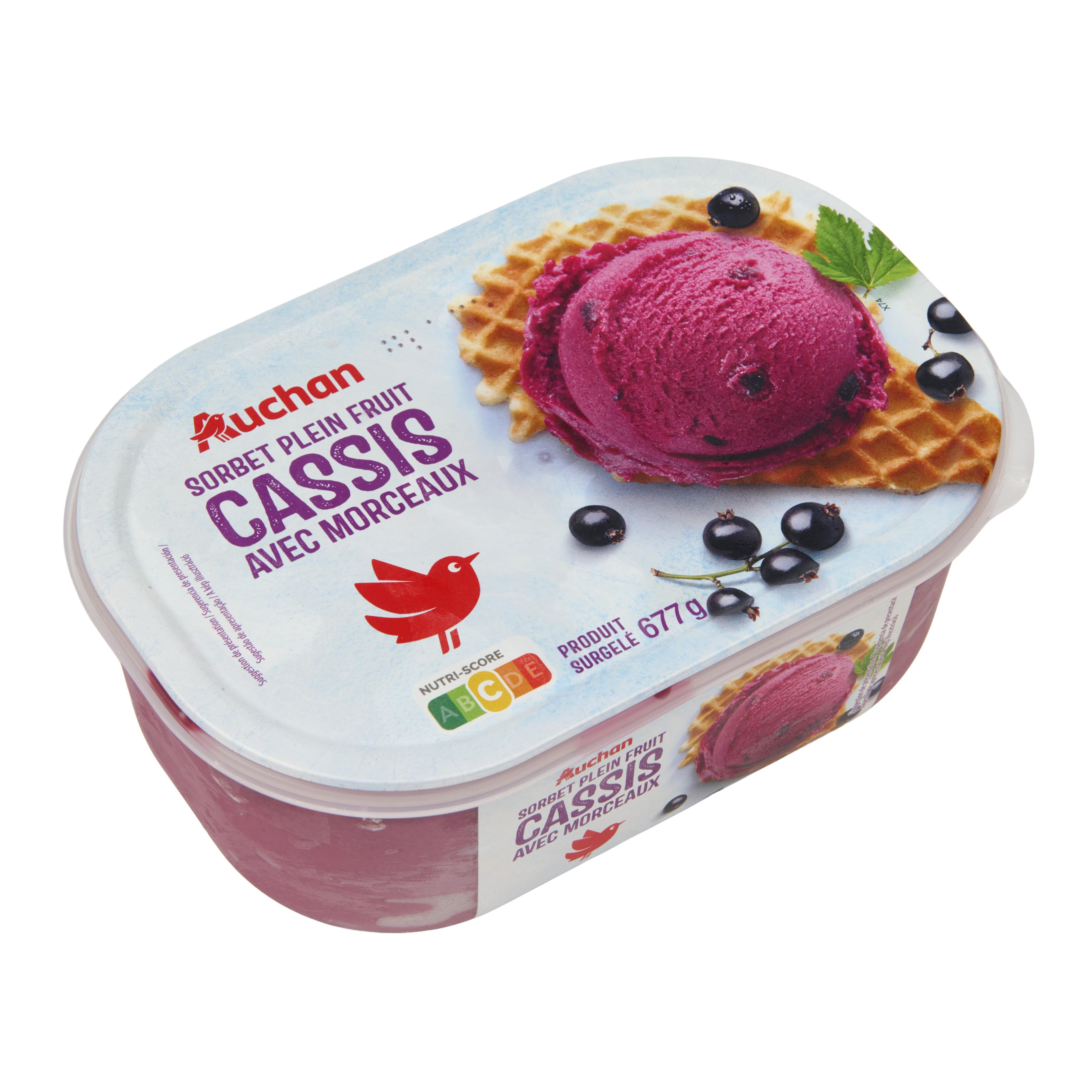 Voir la diapositive 3 : AUCHAN Sorbet au cassis avec baies de cassis 677g