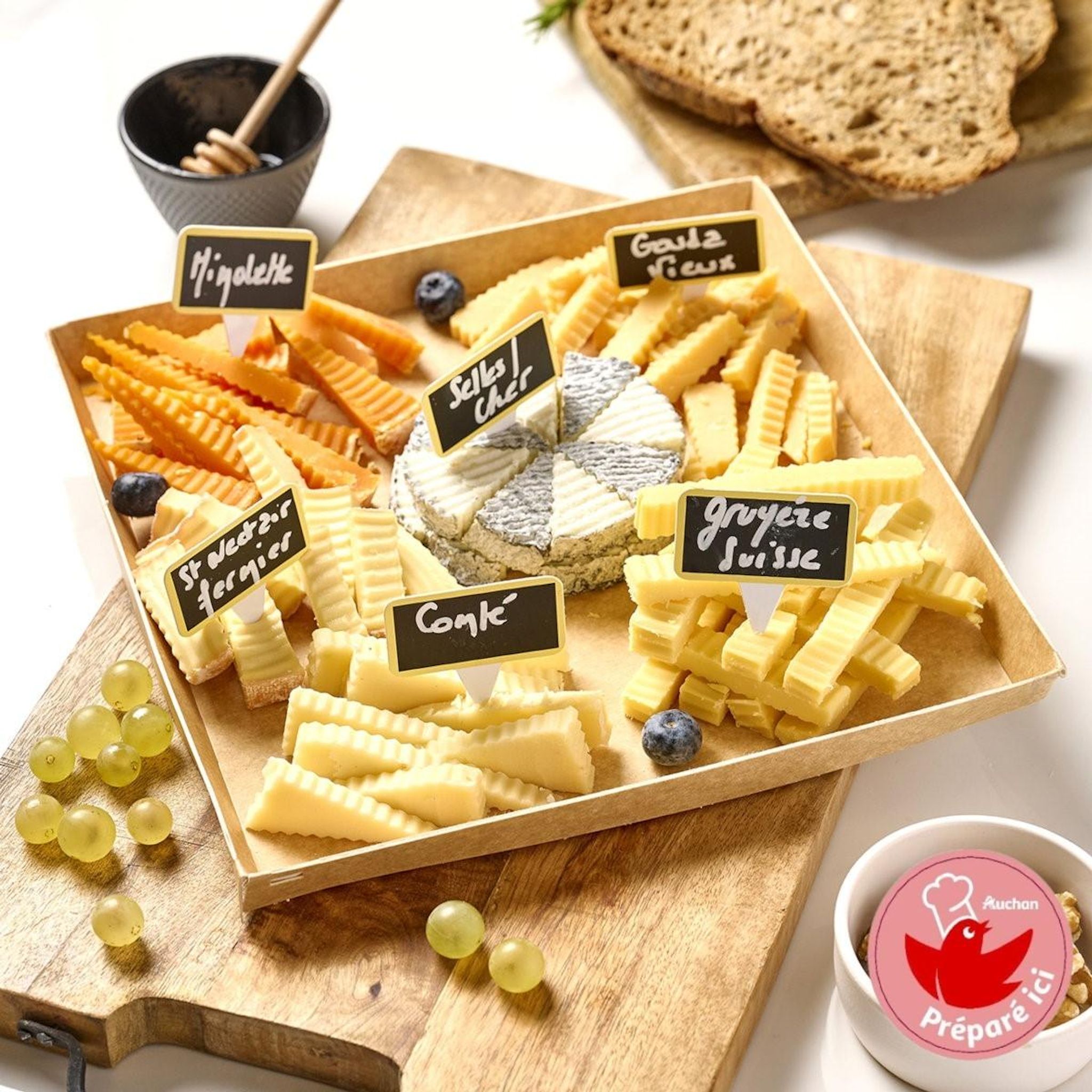 AUCHAN LE TRAITEUR Plateau fromage apéro Auchan Elysées 8 à 10 personnes 705g