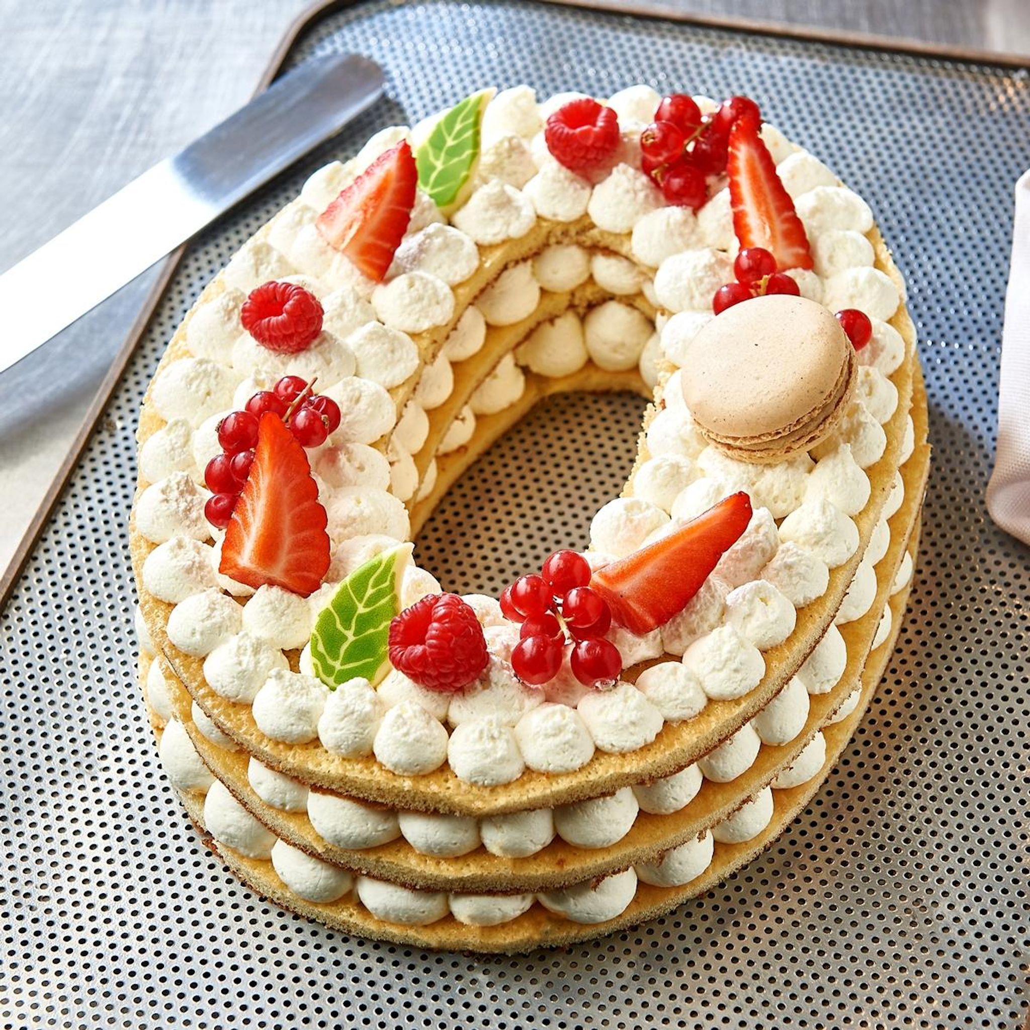 AUCHAN LE TRAITEUR Chiffre 0 Number cake fruits rouges 6 parts 550g