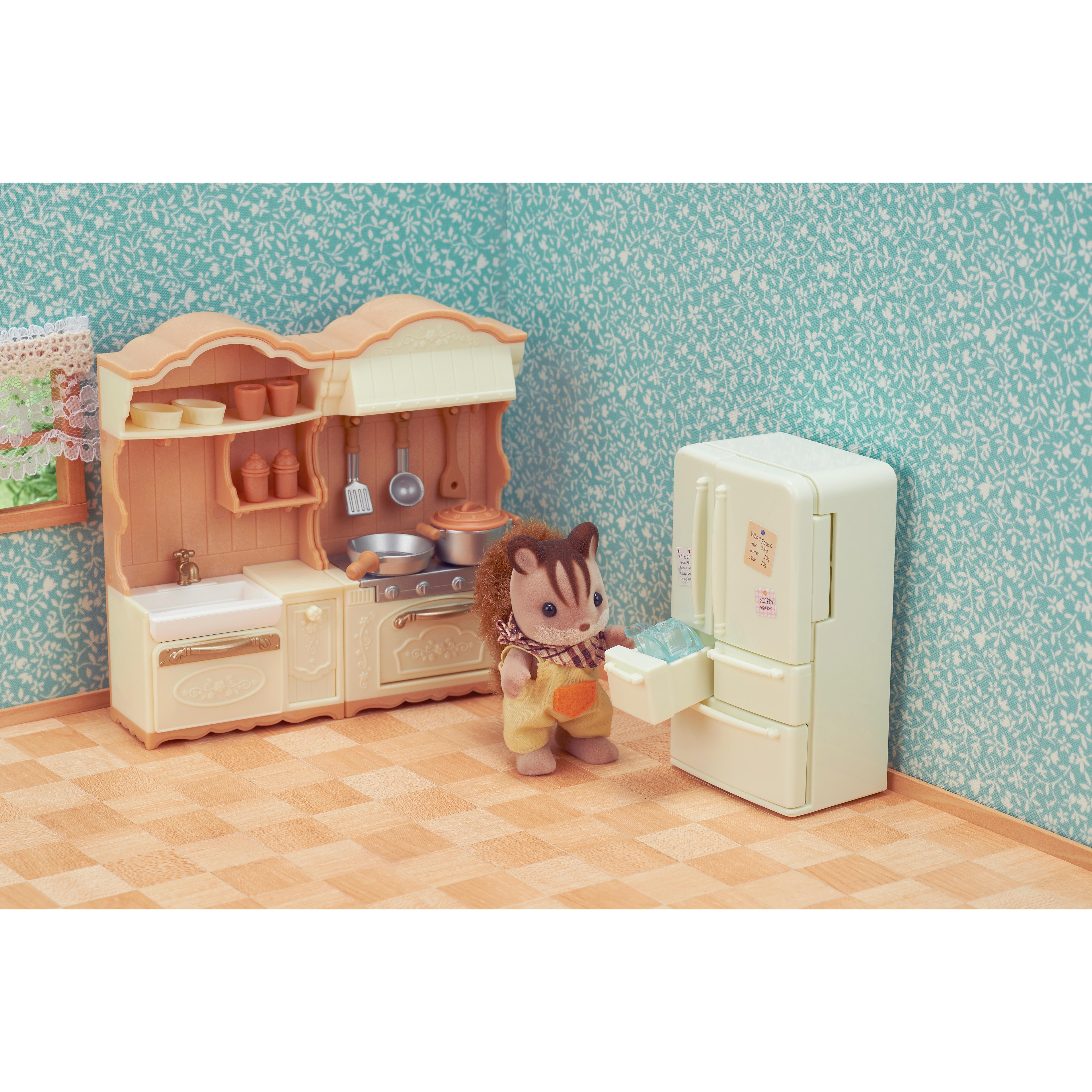 Voir la diapositive 6 : EPOCH D'ENFANCE La cuisine aménagée Sylvanian Families