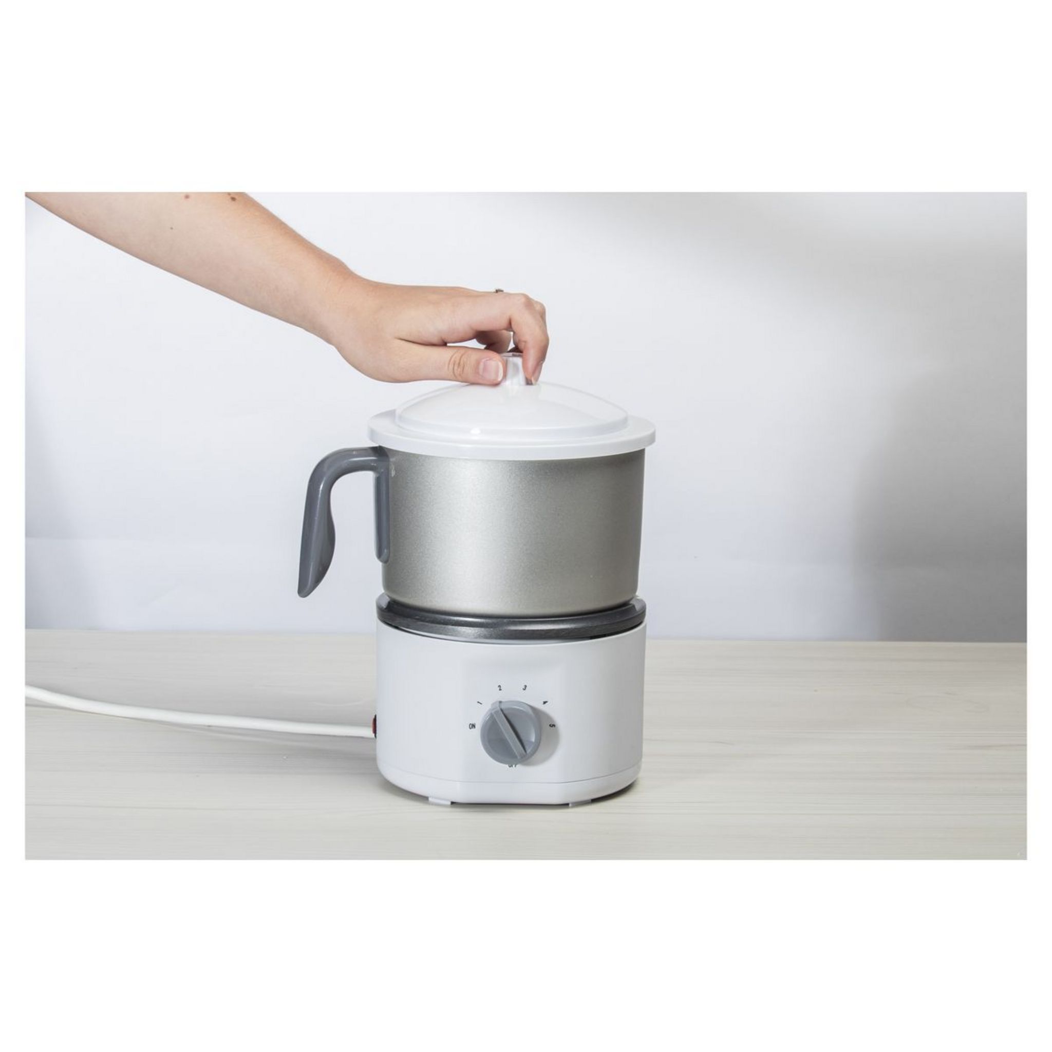 Voir la diapositive 12 : SWEET ALICE Saucier 002017 - Blanc