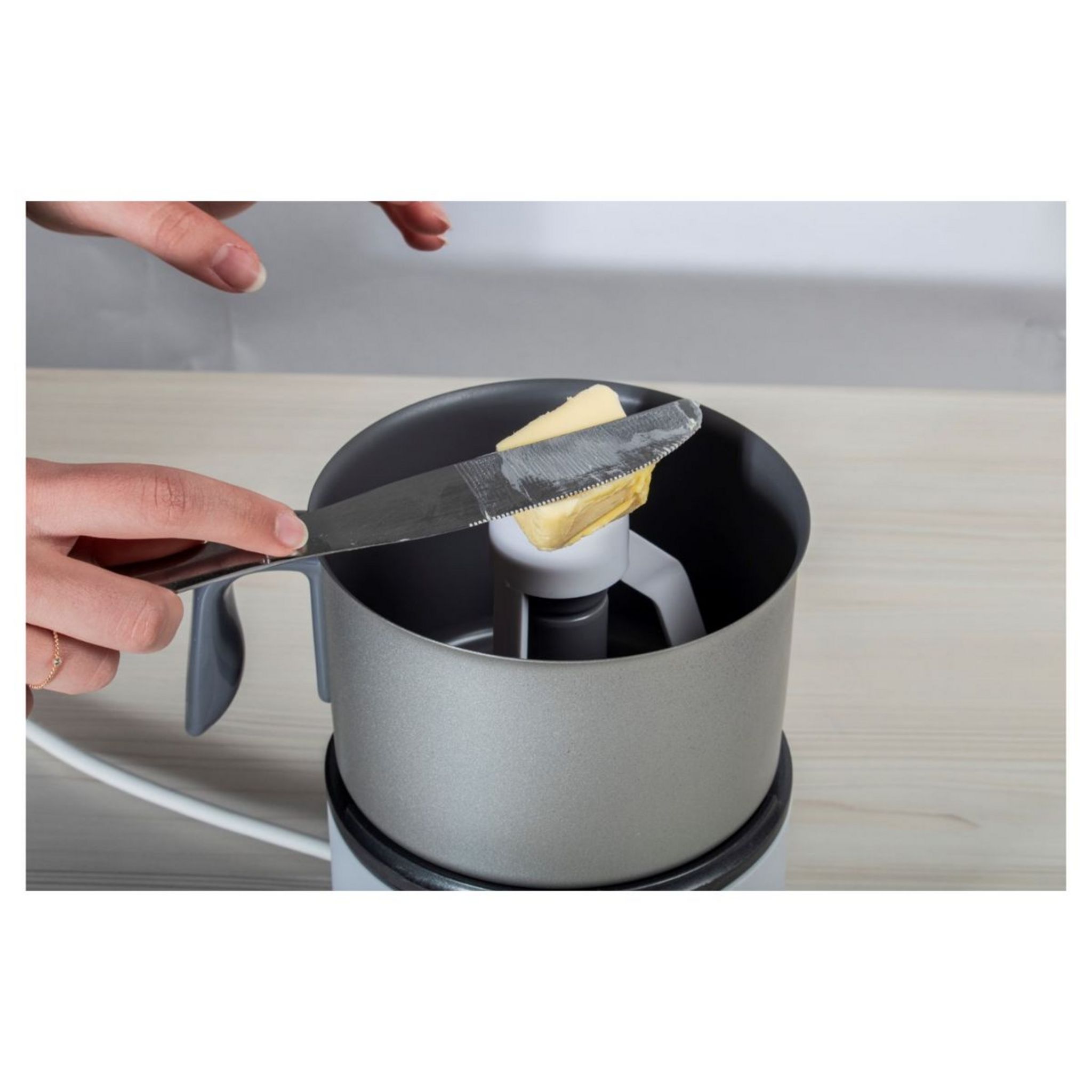 Voir la diapositive 7 : SWEET ALICE Saucier 002017 - Blanc