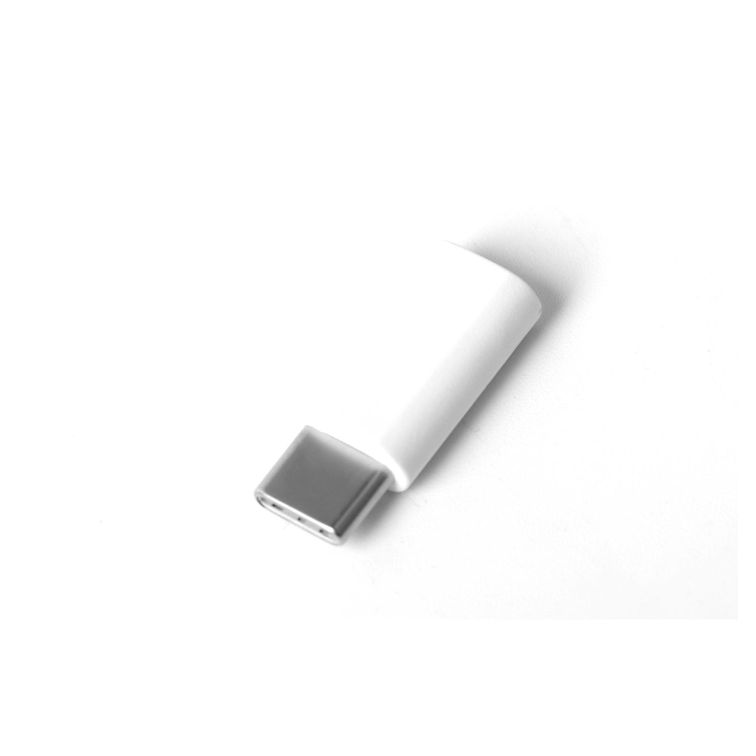 Voir la diapositive 4 : QILIVE Adaptateur Micro-USb / USB-C Blanc