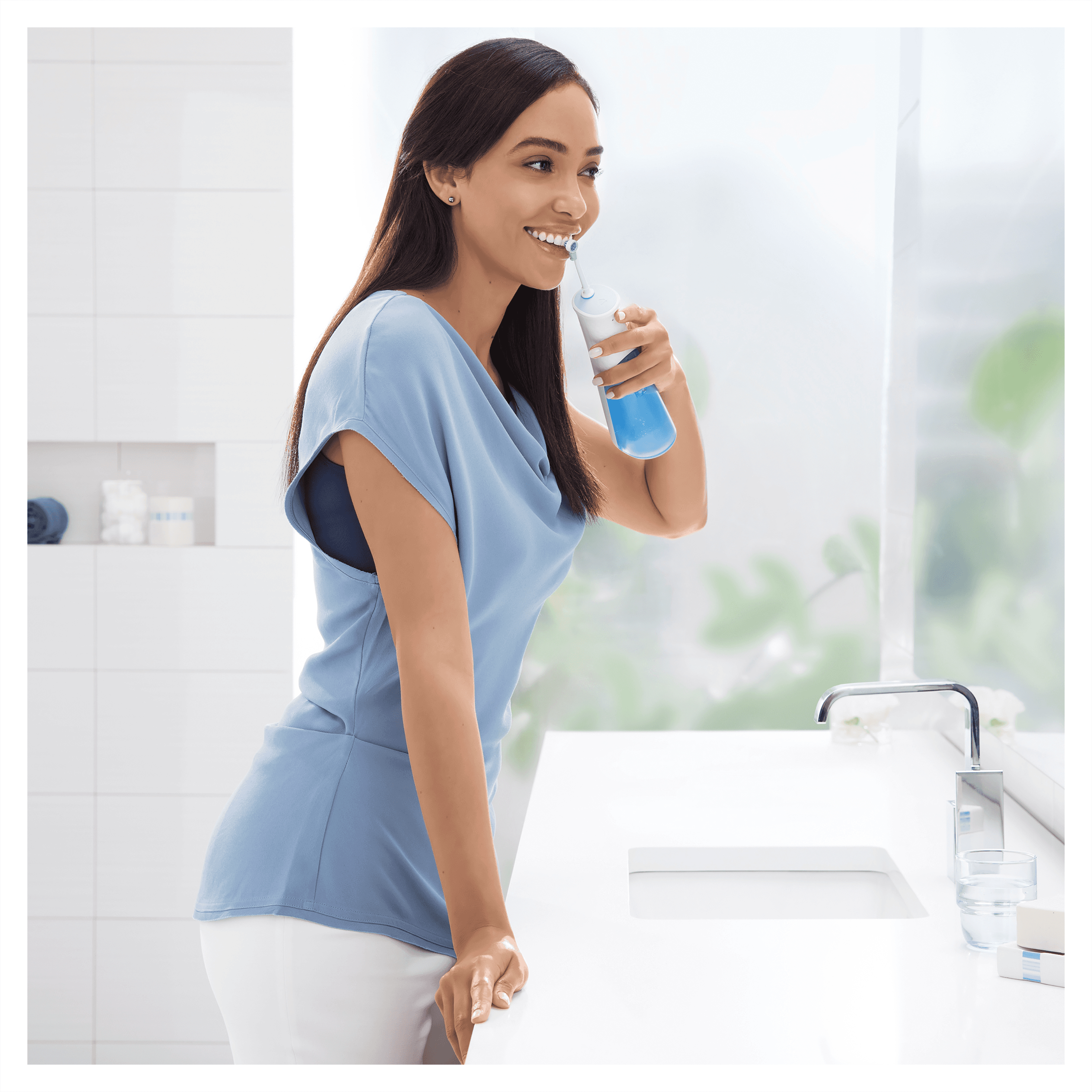 Voir la diapositive 4 : Kit jet dentaire - AQUACARE - Blanc