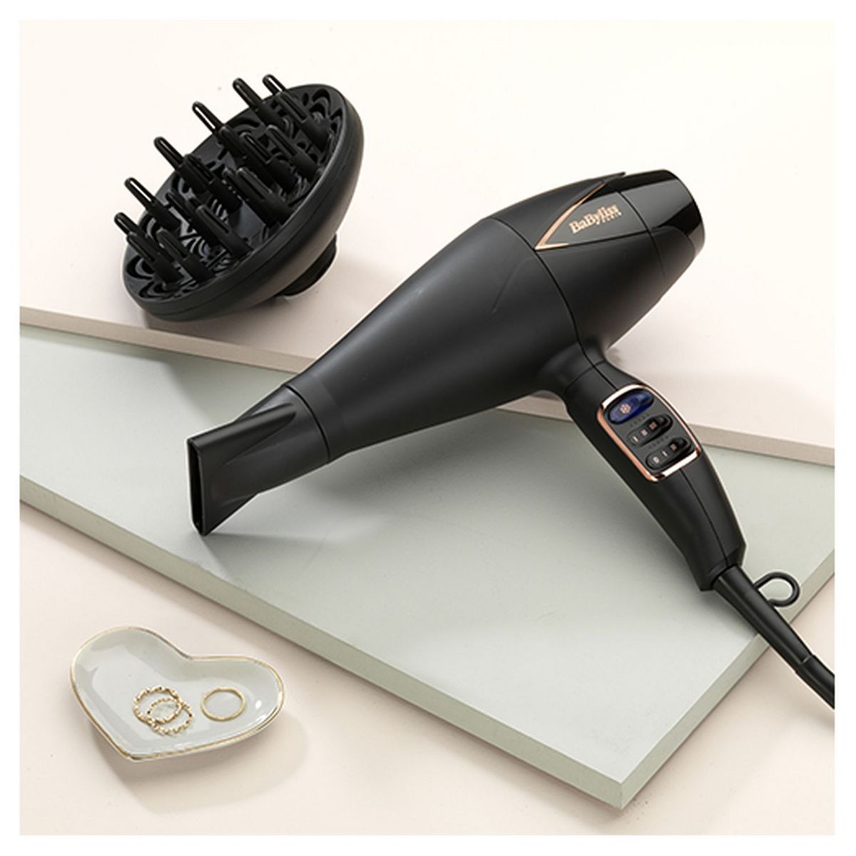 BABYLISS Sèche cheveux avec diffuseur fonction ionique - D665E - Noir
