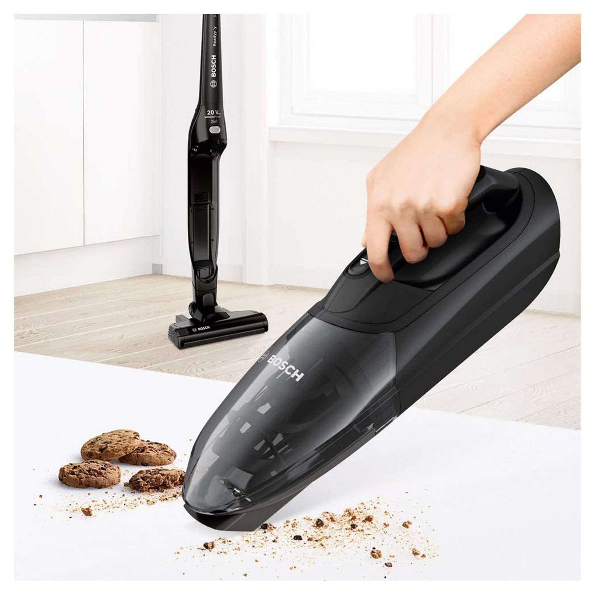 Voir la diapositive 5 : BOSCH Aspirateur balai BCHF220B