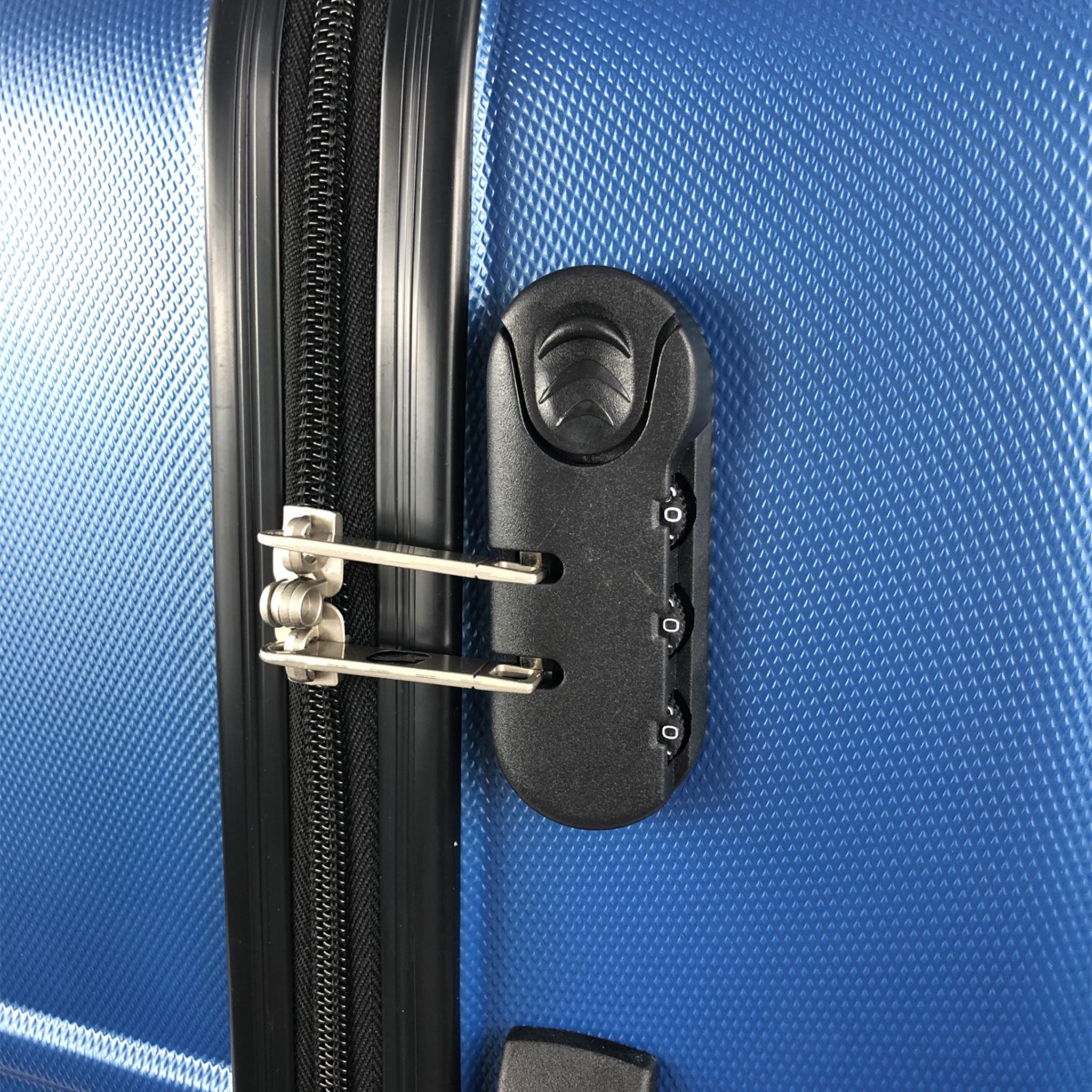 Voir la diapositive 8 : AIRPORT Valise rigide bleue Sismik 61x41x25cm